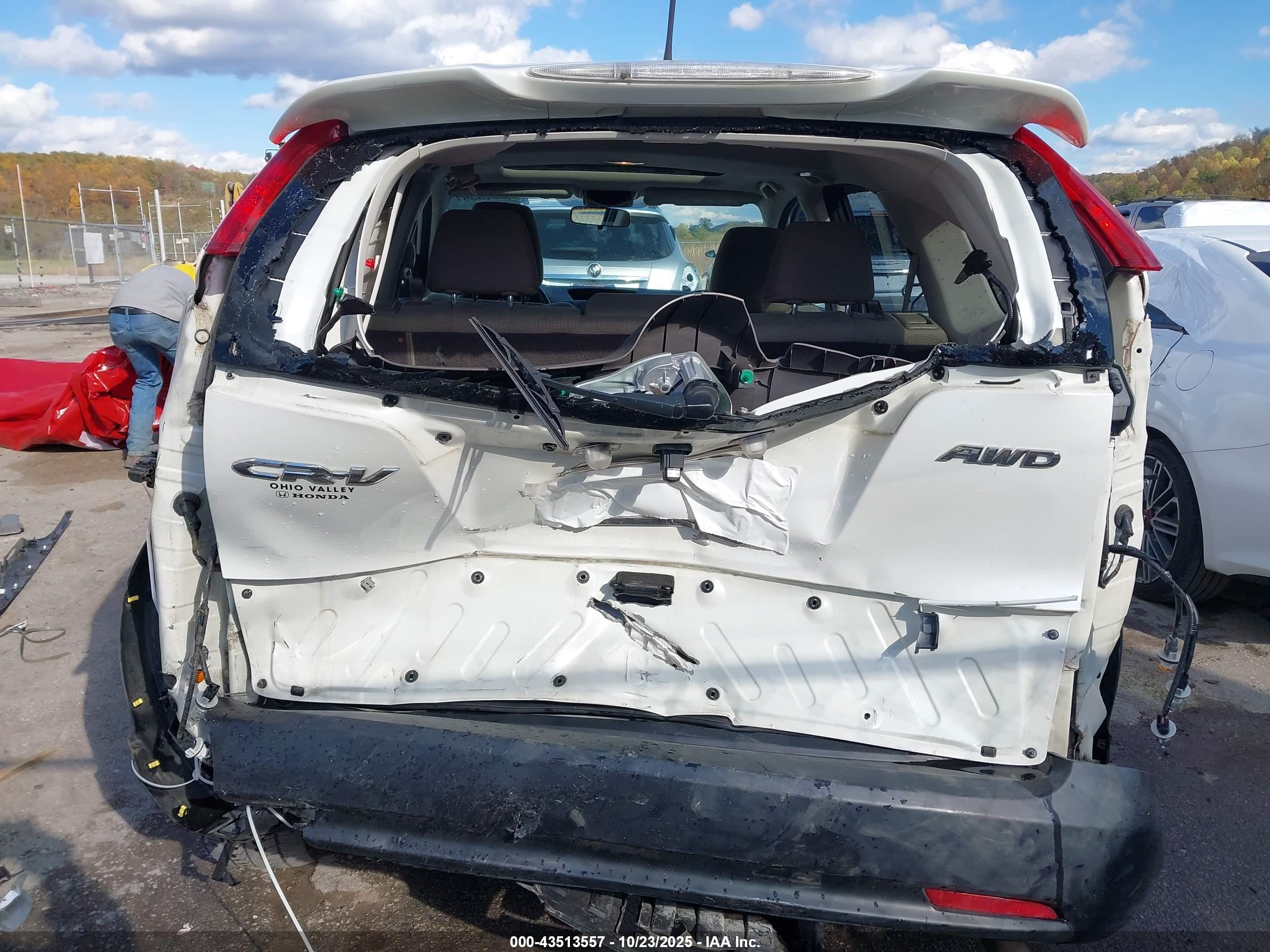 HONDA CR-V image 6