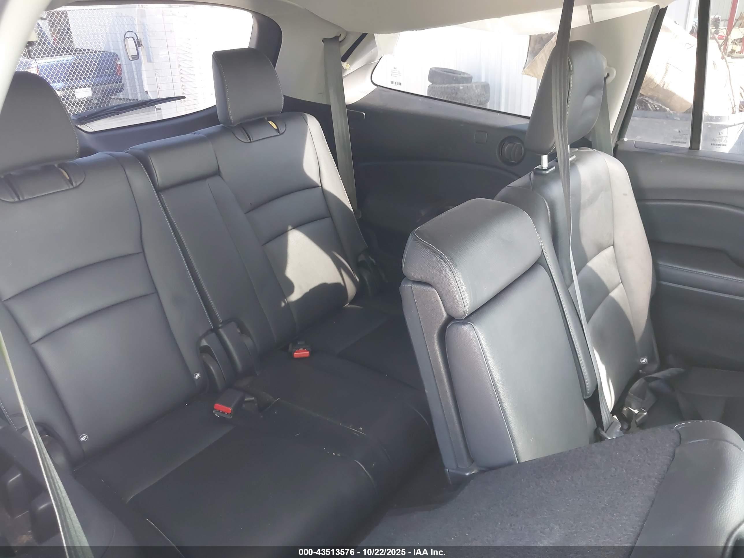 HONDA PILOT image 8