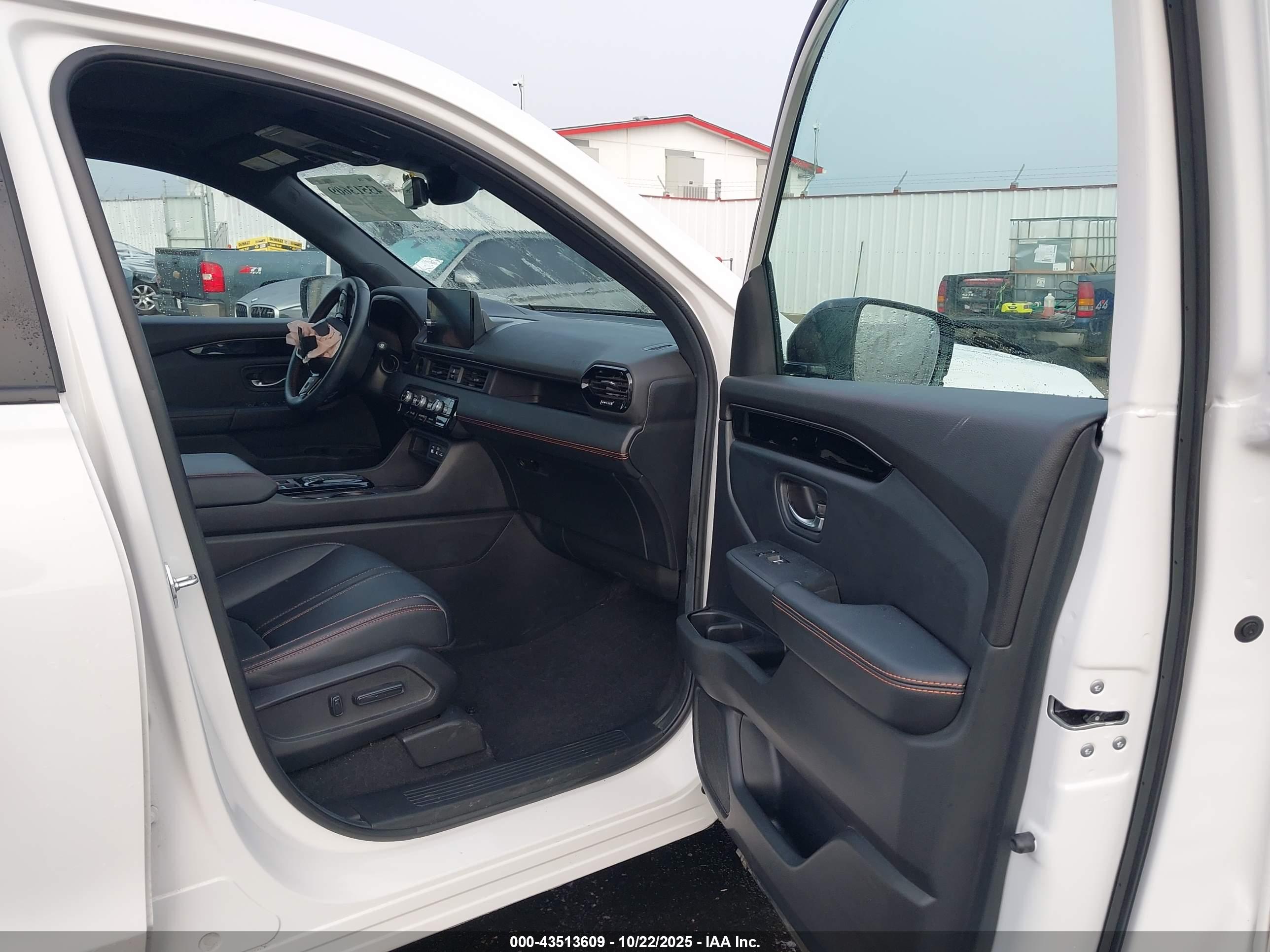 HONDA PILOT image 5