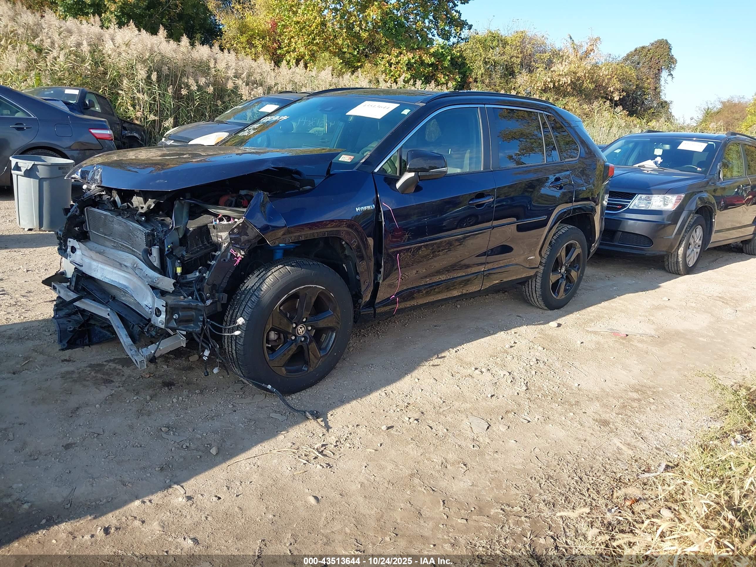 TOYOTA RAV4 image 2
