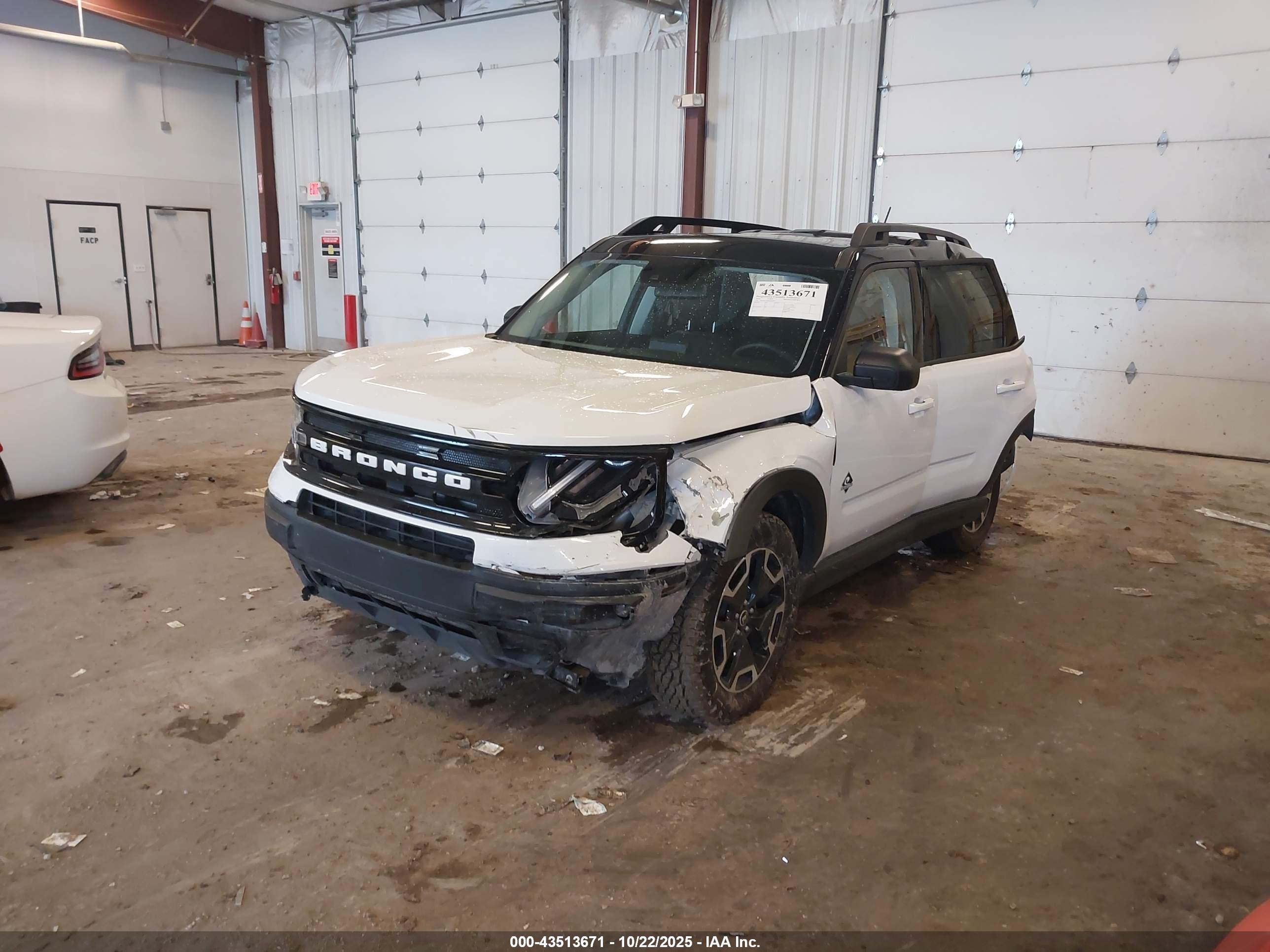 FORD BRONCO image 2