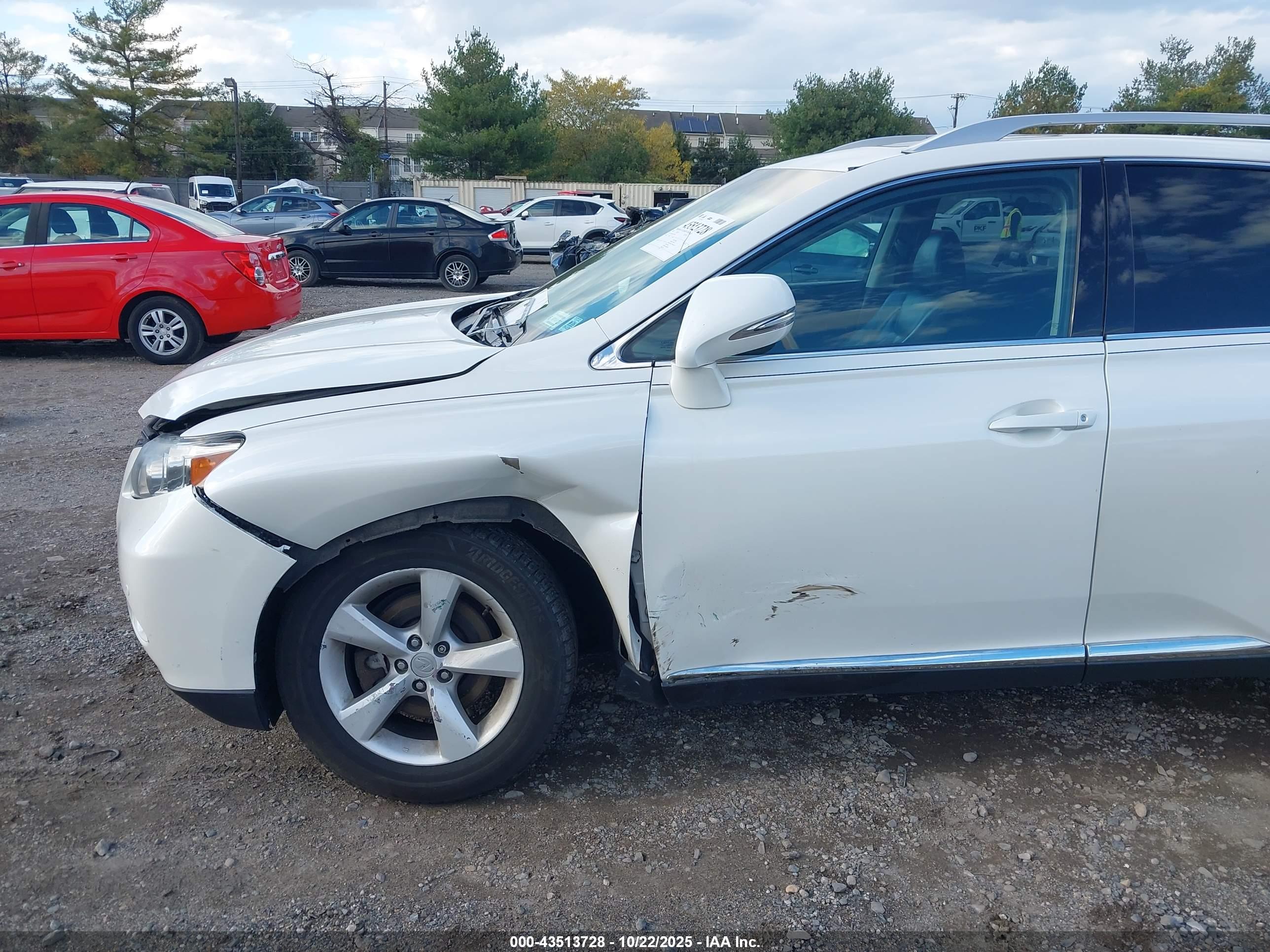 LEXUS RX image 6