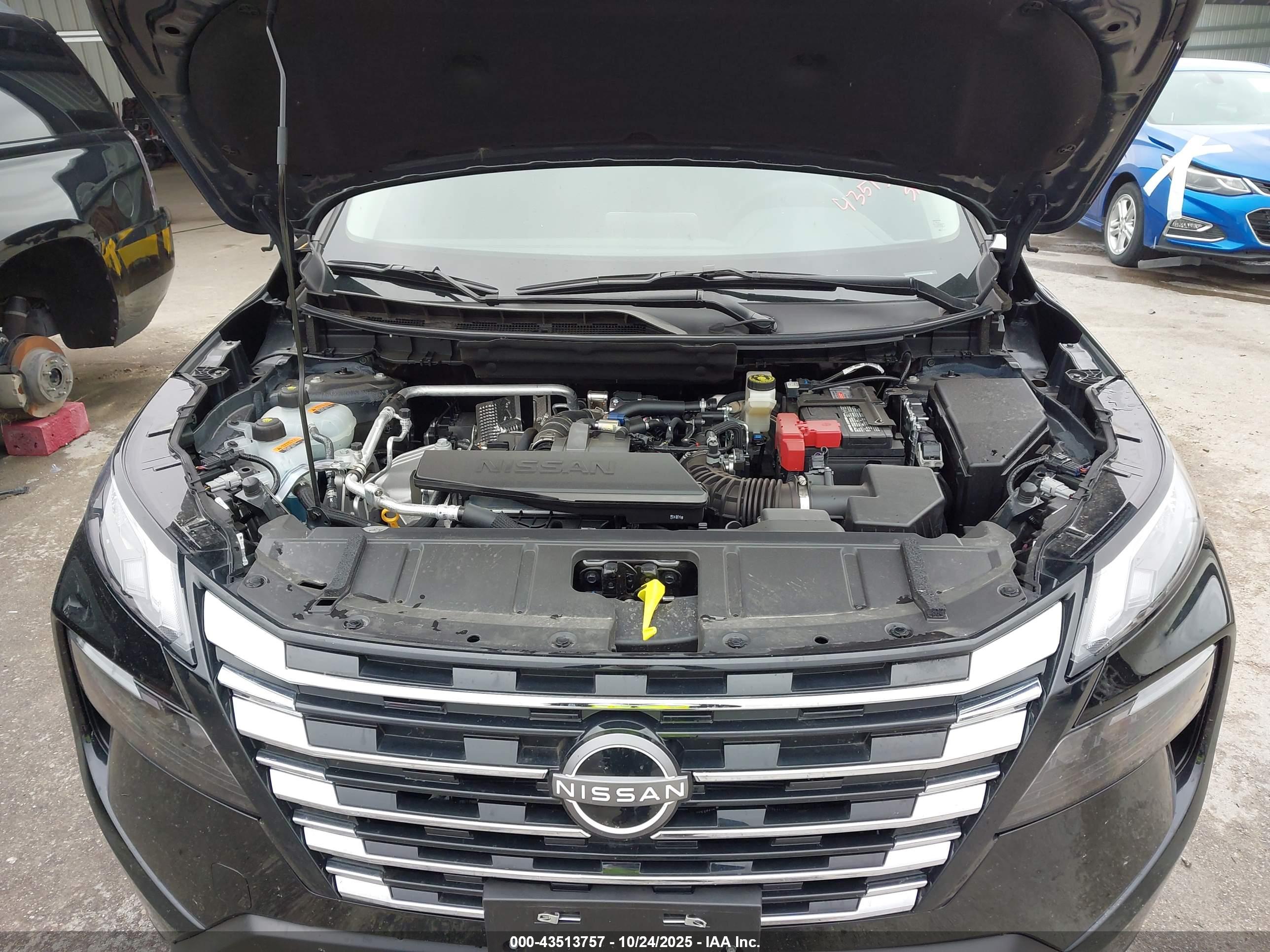 NISSAN ROGUE image 10