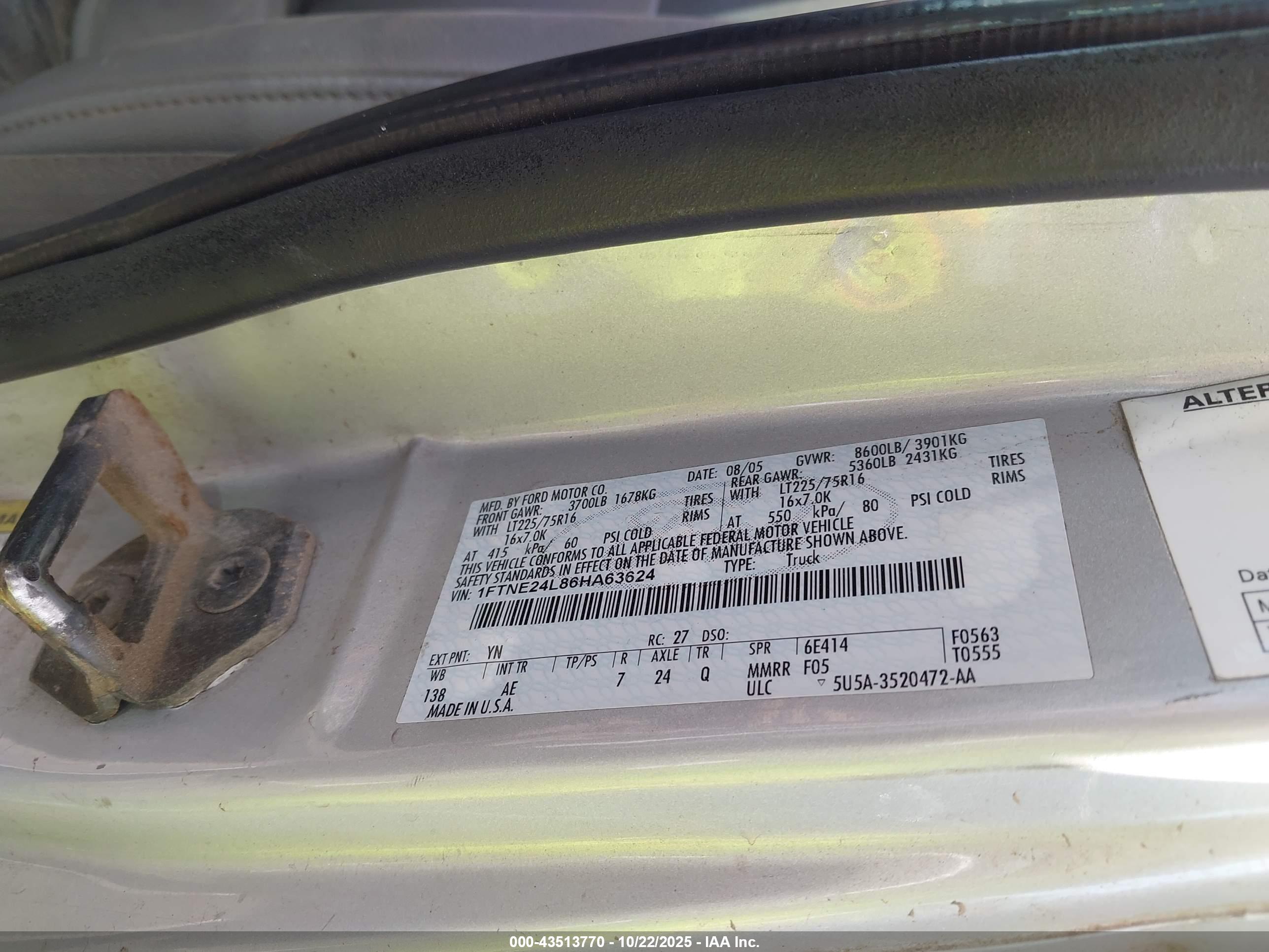FORD E-250 image 9