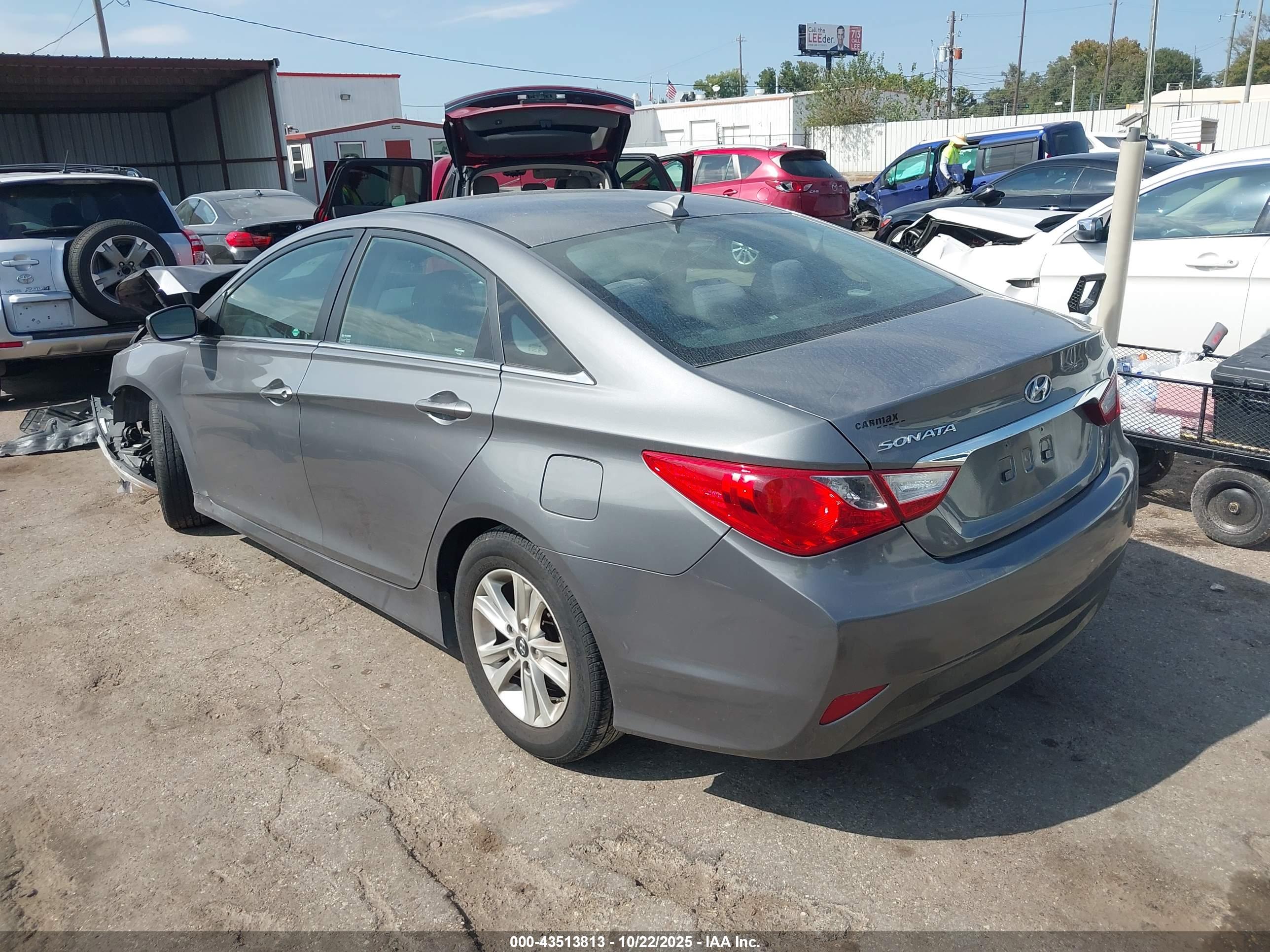 HYUNDAI SONATA image 3