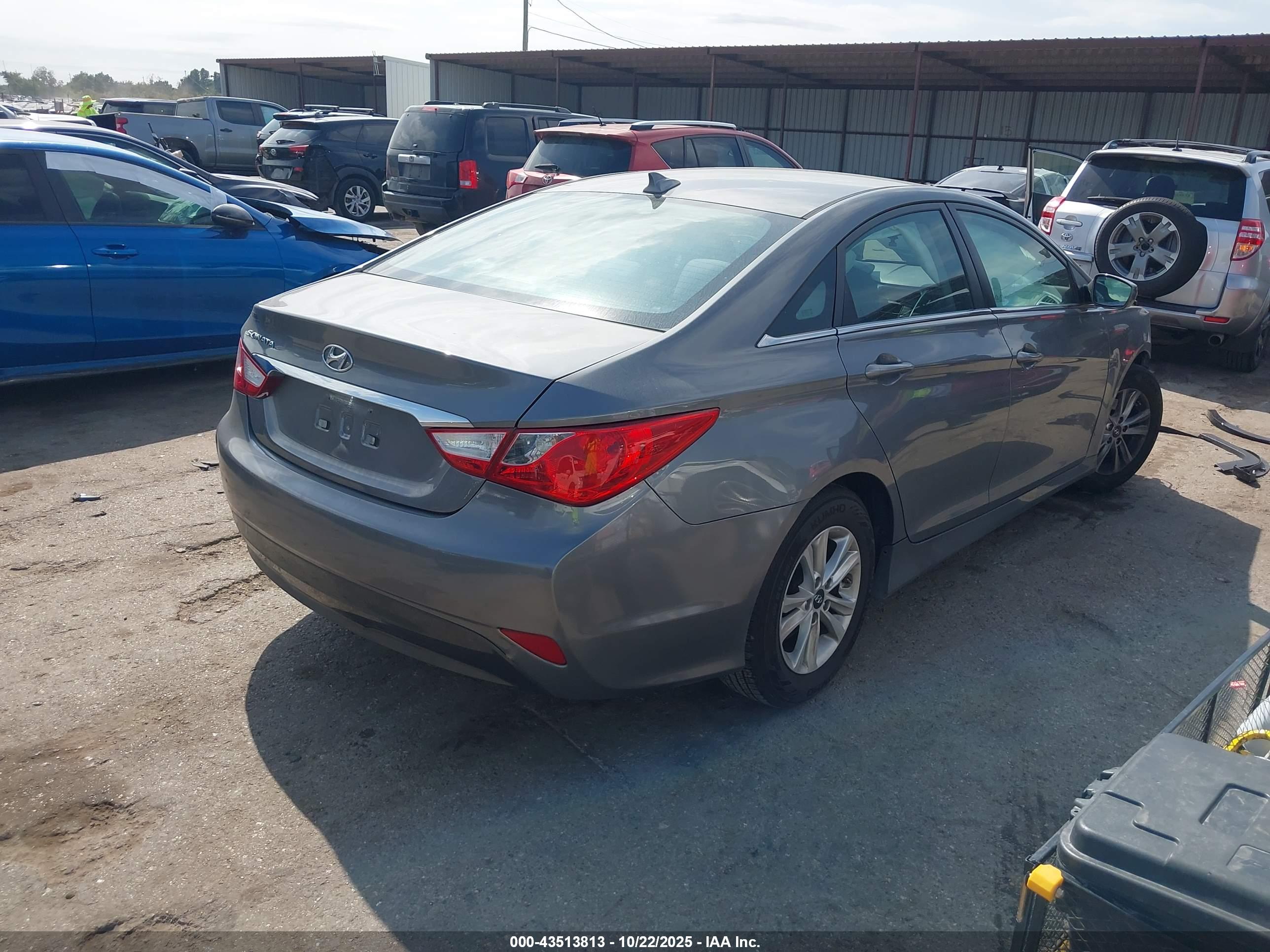 HYUNDAI SONATA image 4
