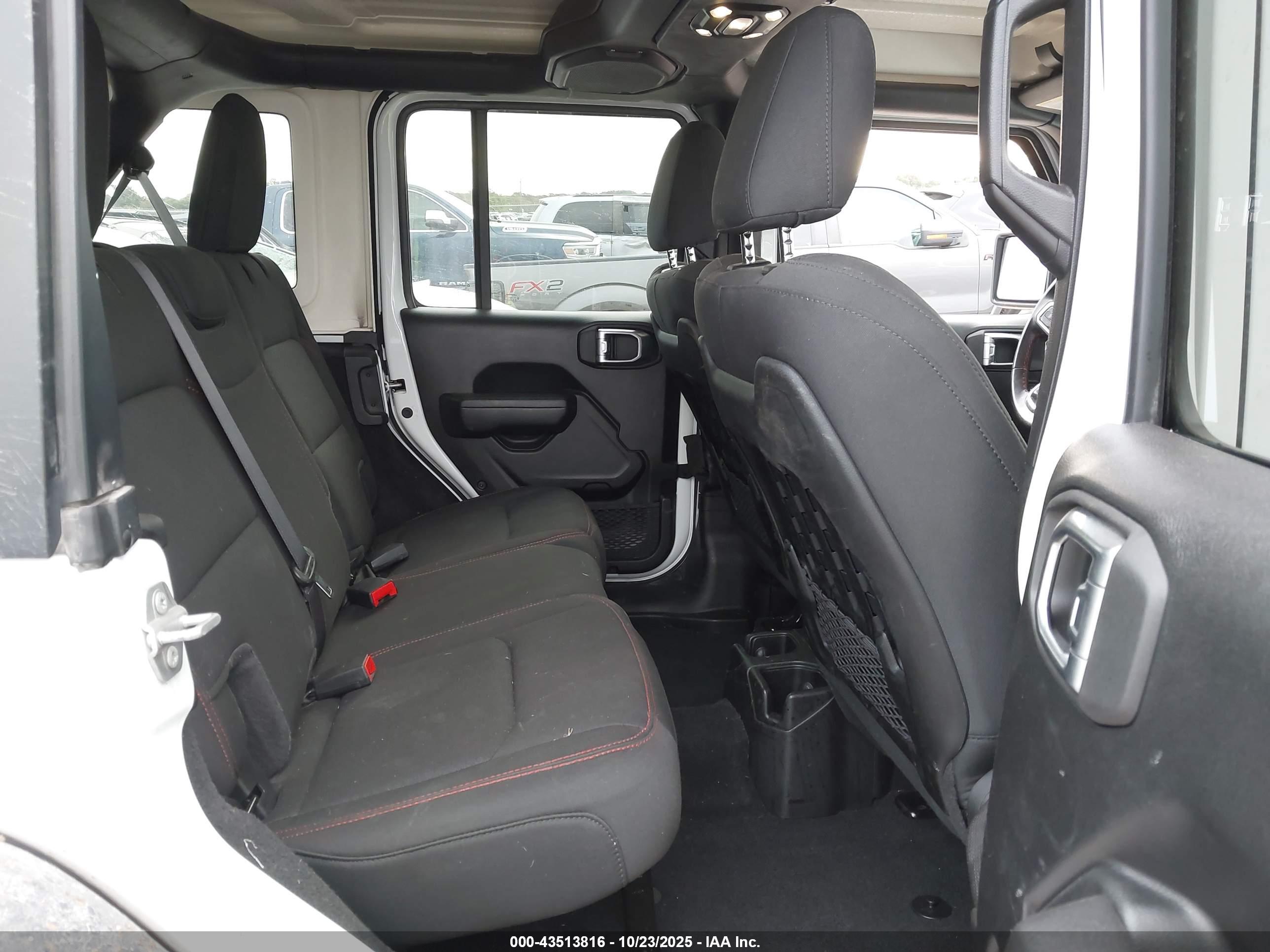 JEEP WRANGLER image 8