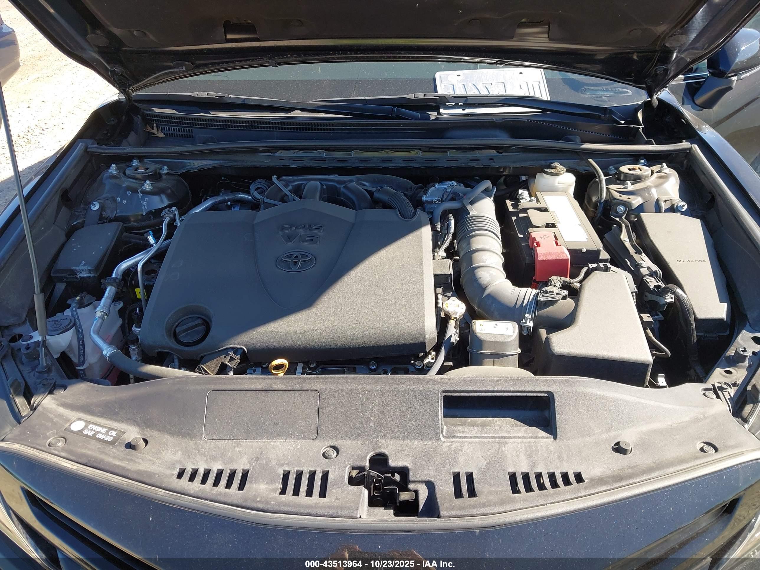 TOYOTA CAMRY image 10