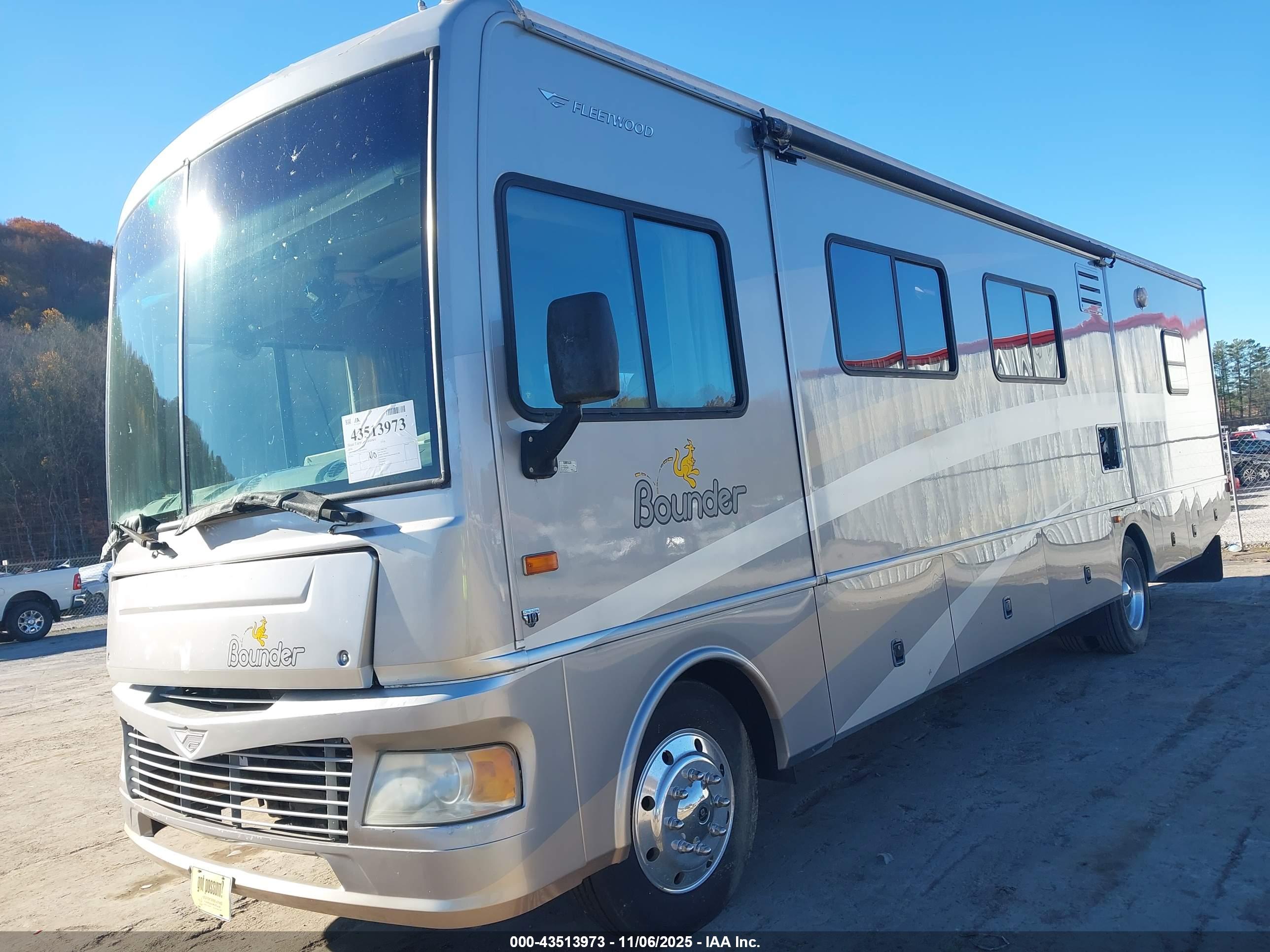 FORD F550 image 2