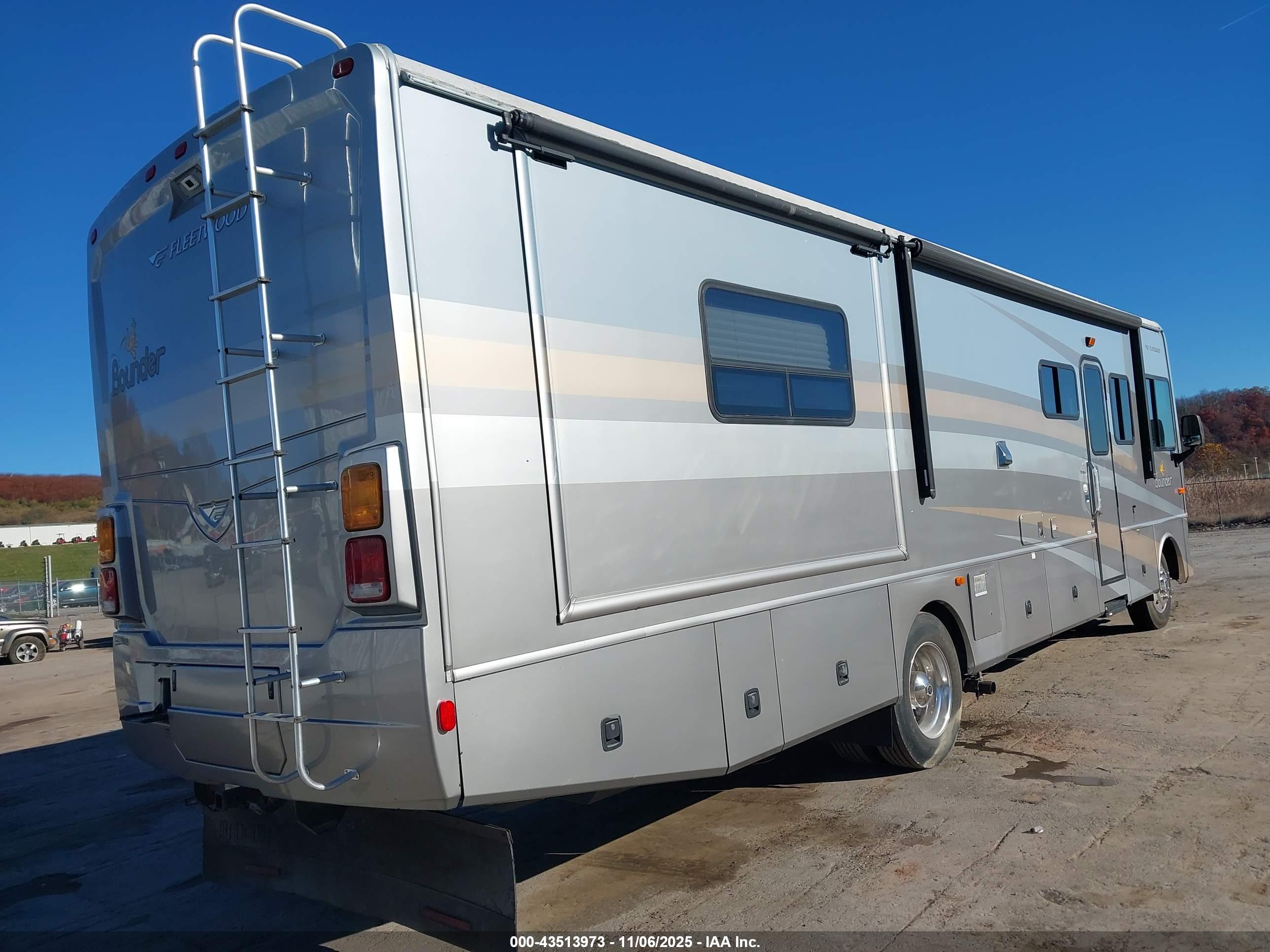 FORD F550 image 4