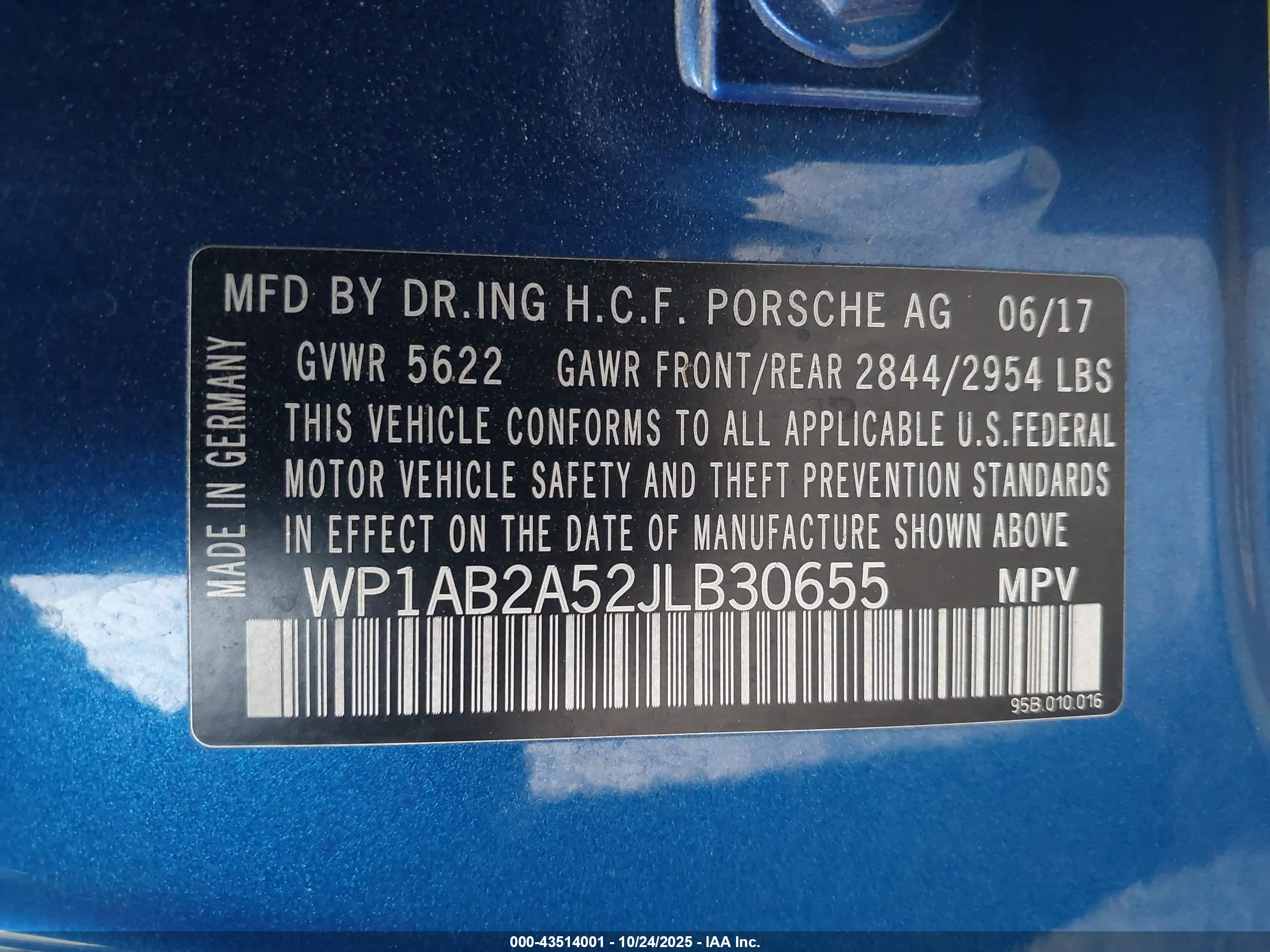 PORSCHE MACAN image 9