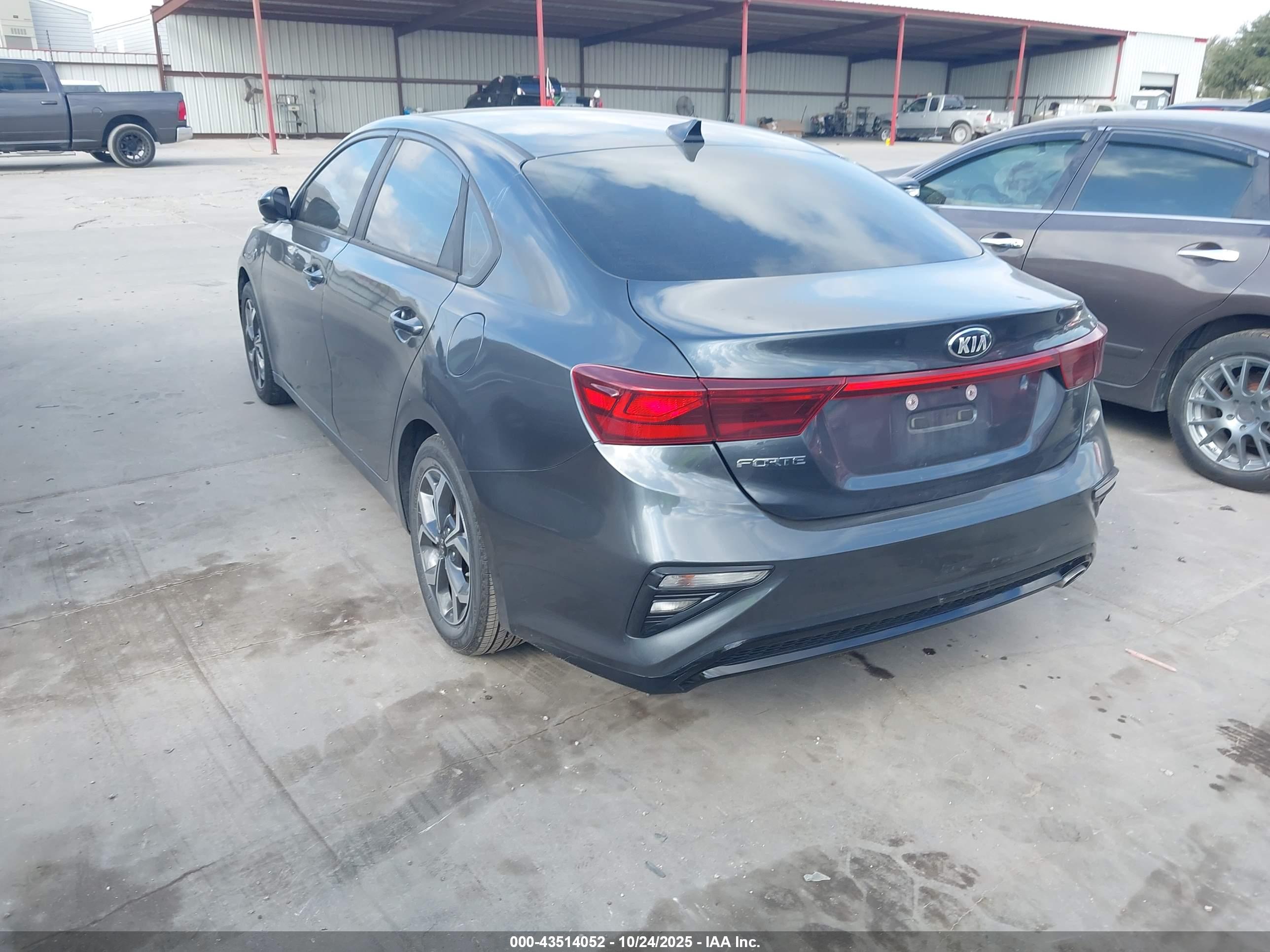 KIA FORTE image 3