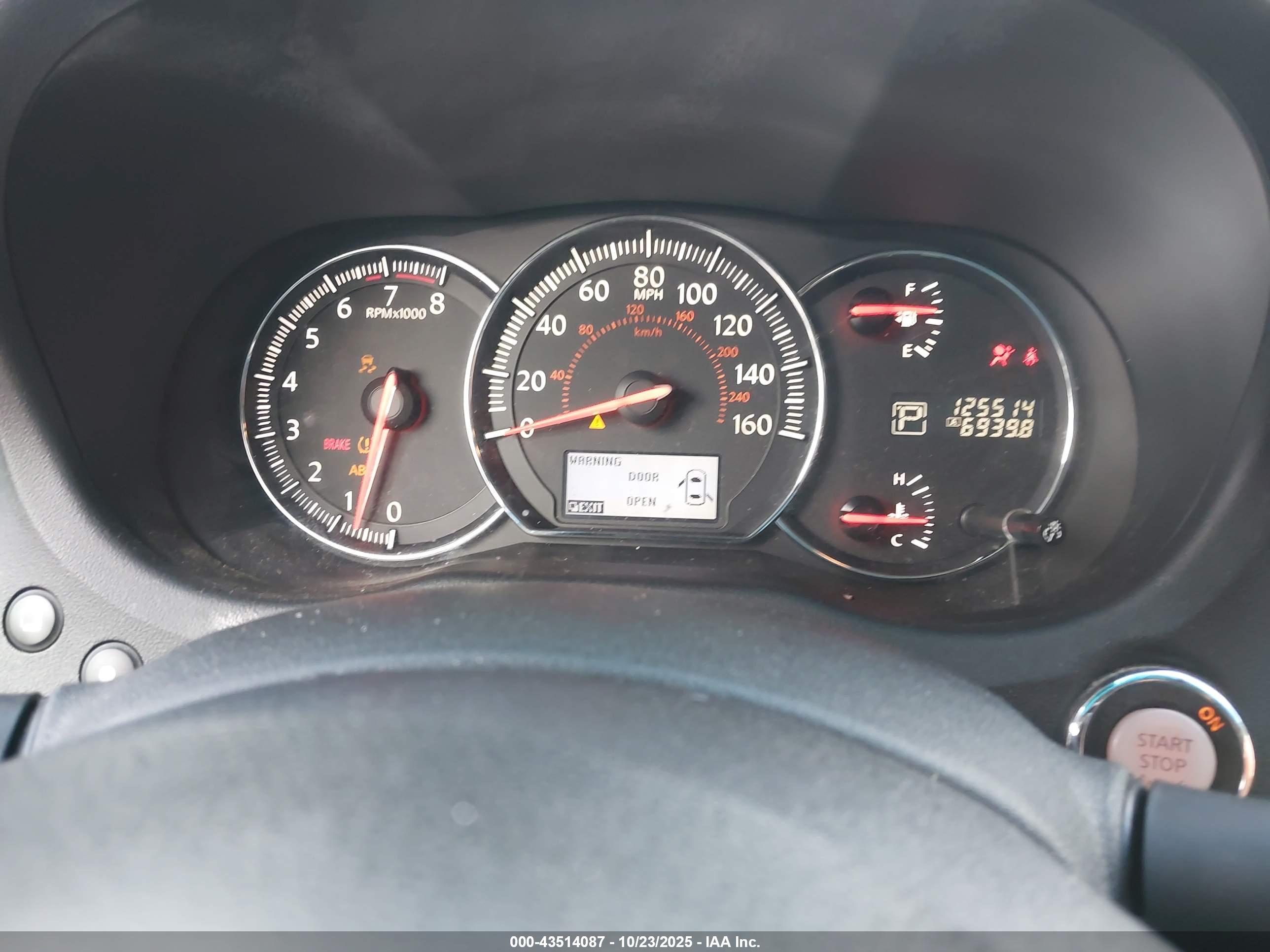 NISSAN MAXIMA image 7