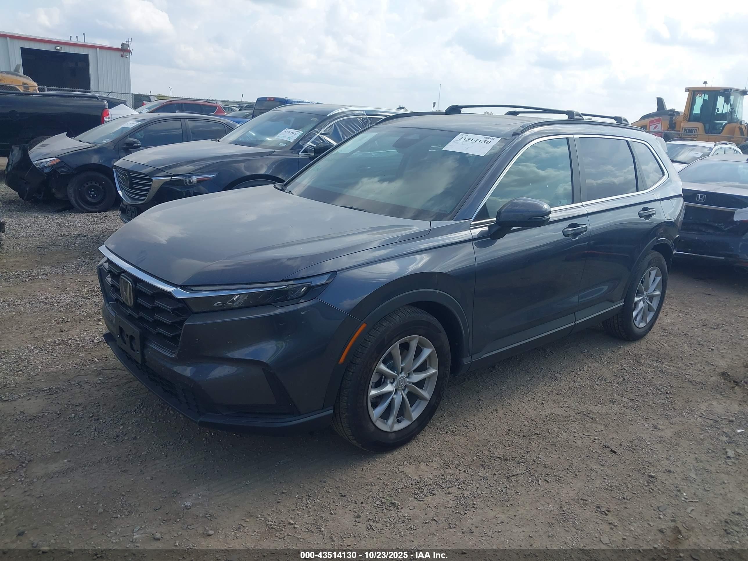 HONDA CR-V image 2