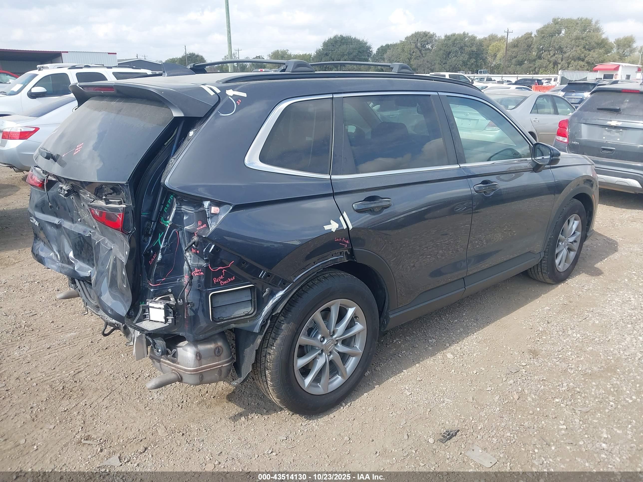 HONDA CR-V image 4
