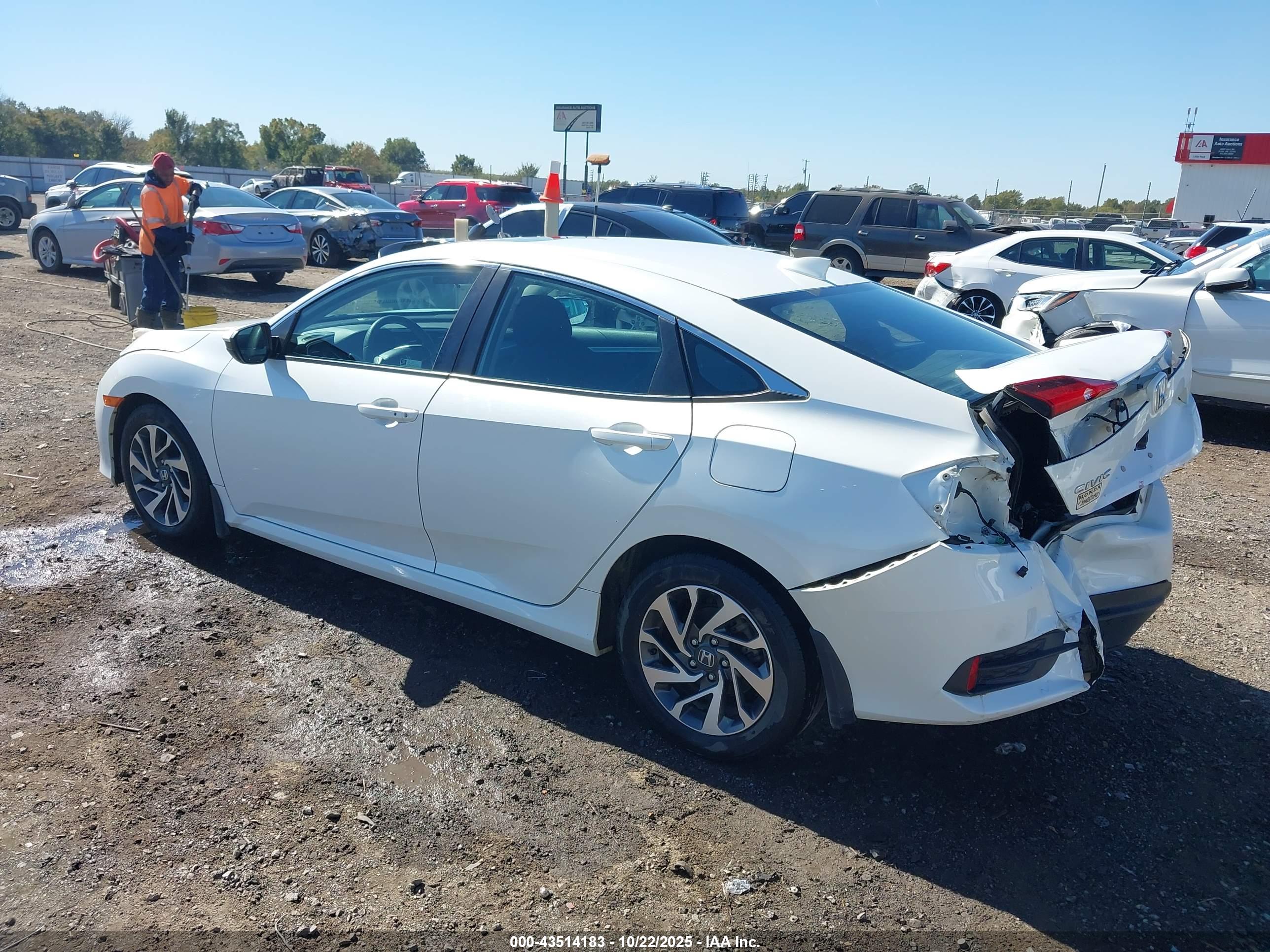 HONDA CIVIC image 3