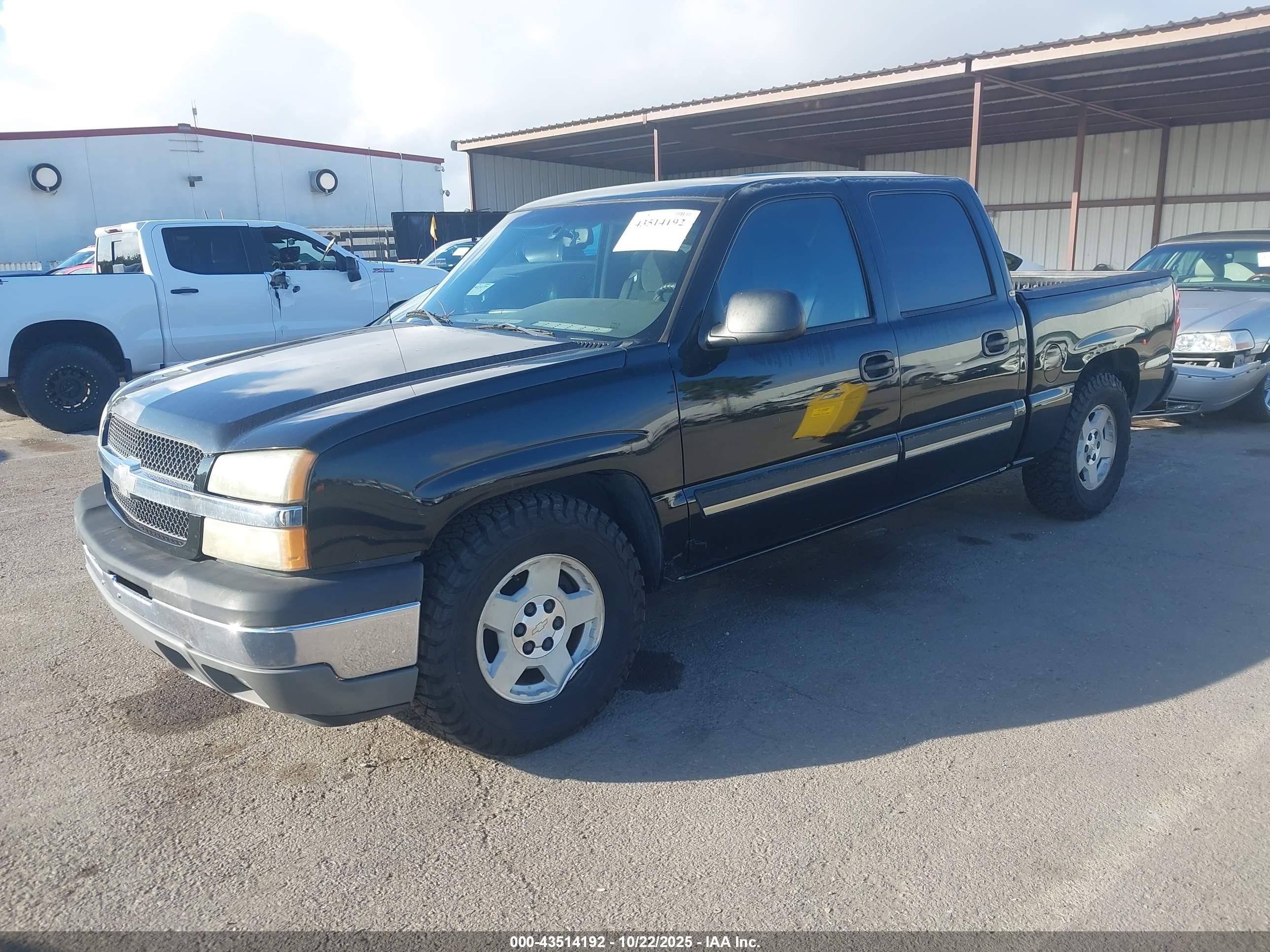 CHEVROLET SILVERADO image 2