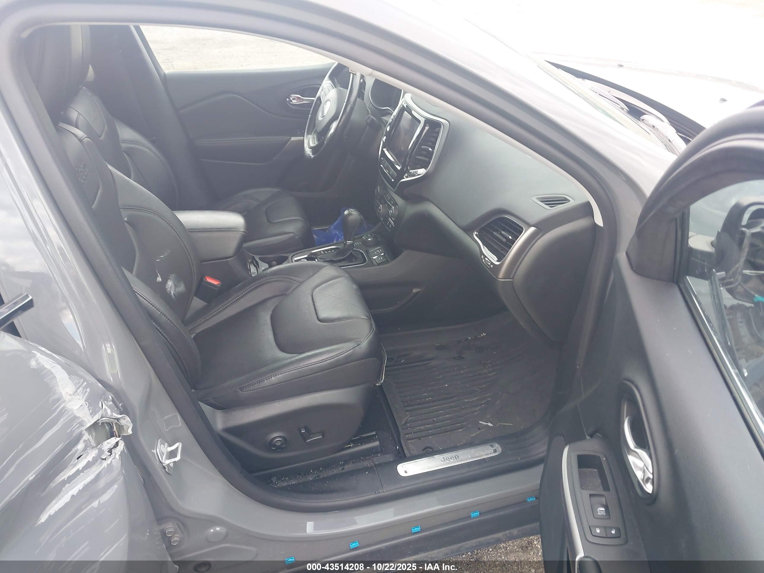 JEEP CHEROKEE image 5
