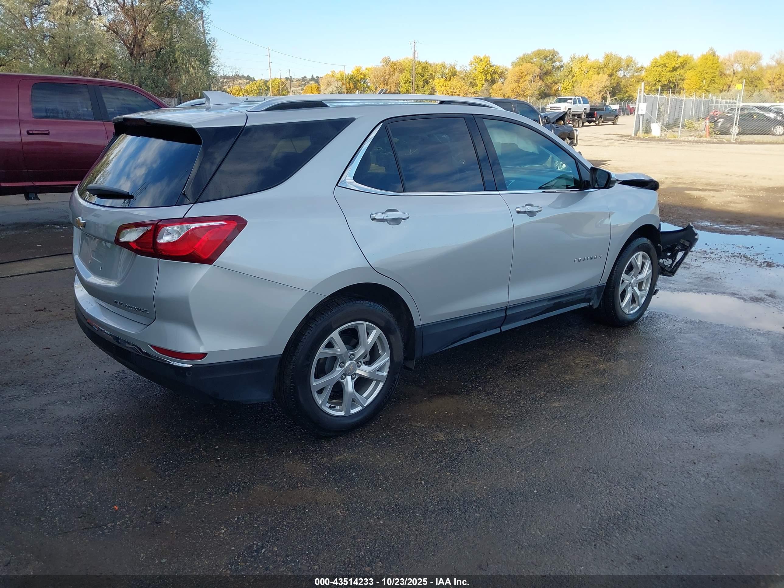 CHEVROLET EQUINOX image 4