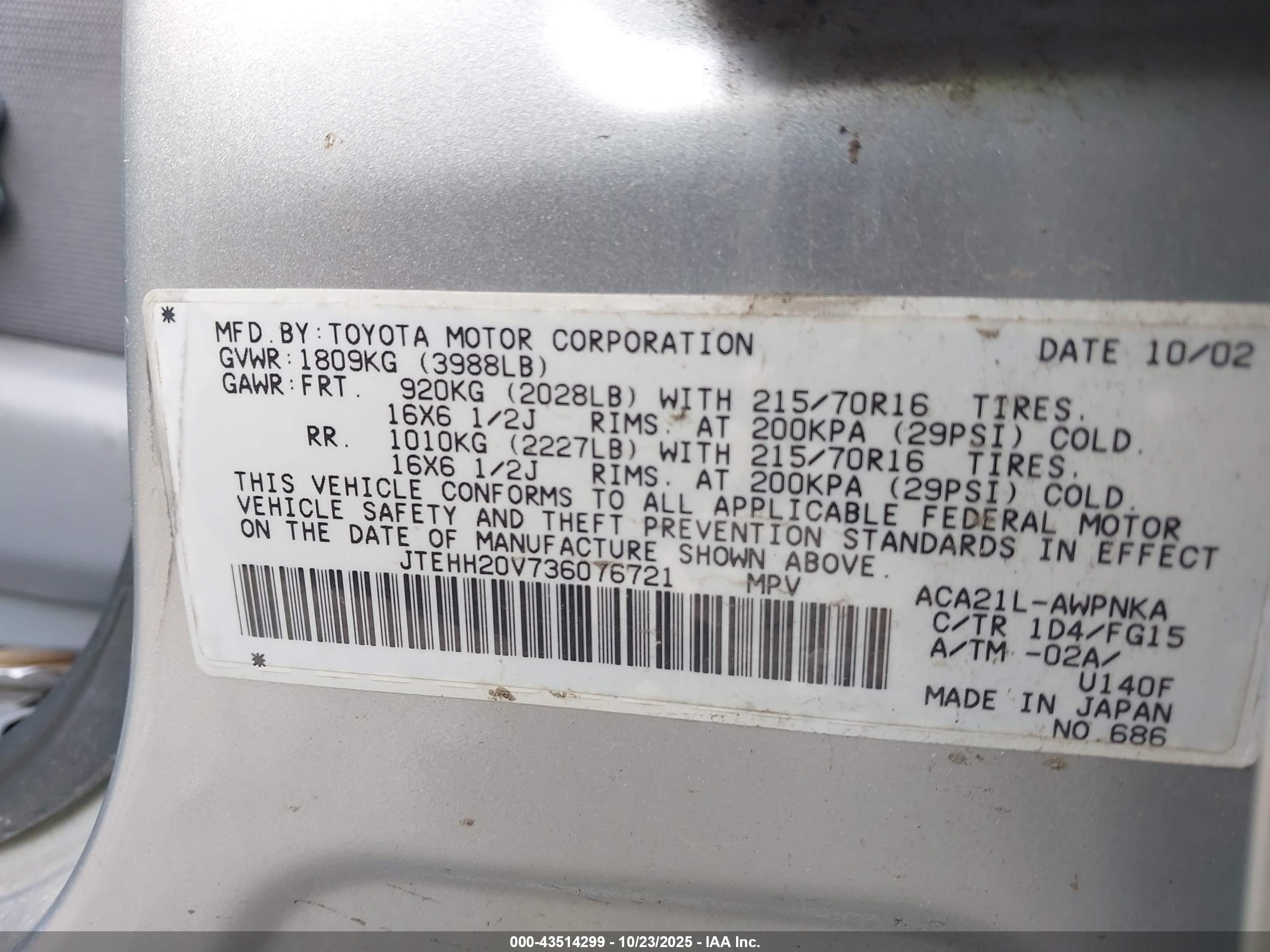 TOYOTA RAV4 image 9