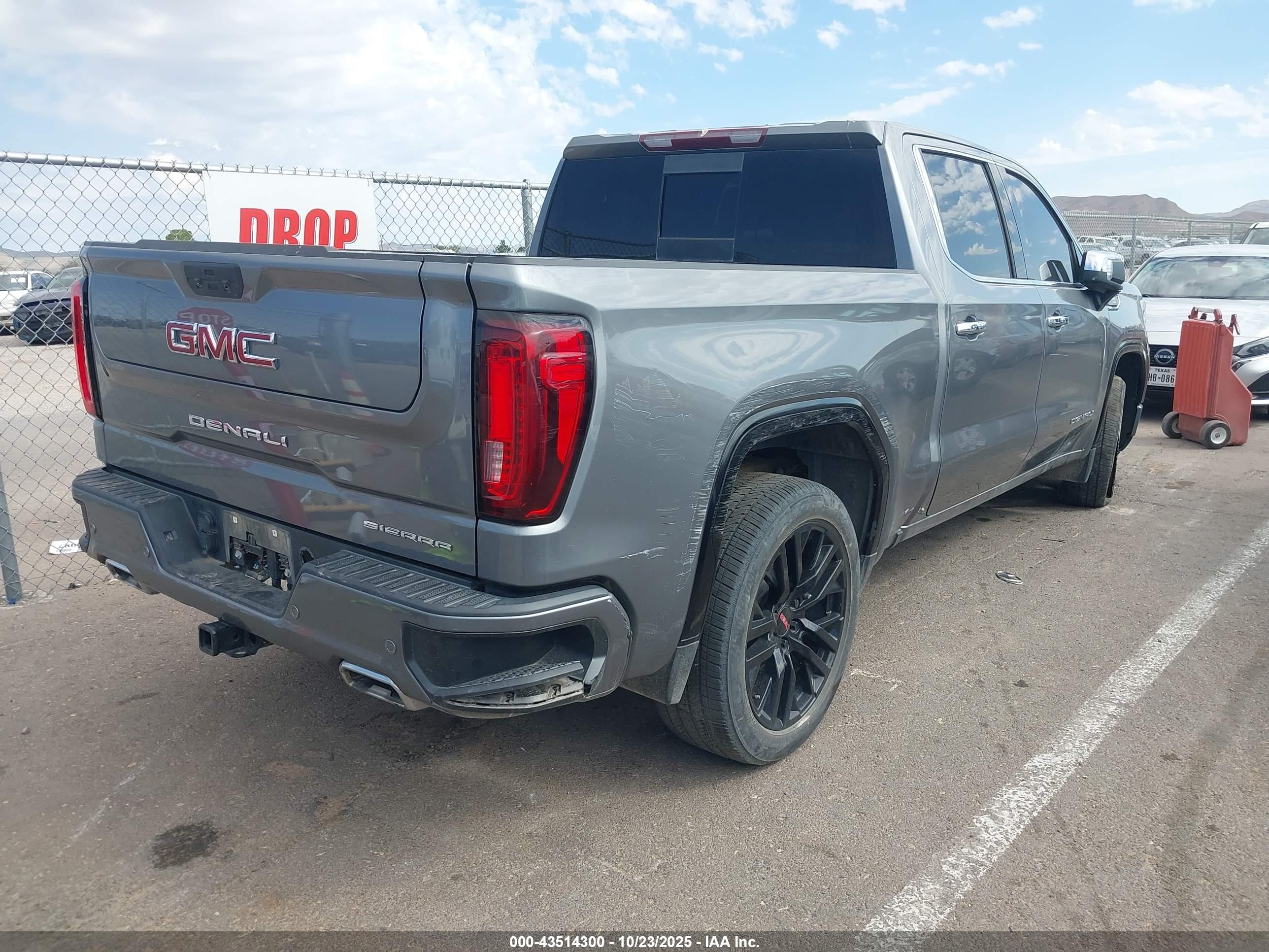 GMC SIERRA image 4