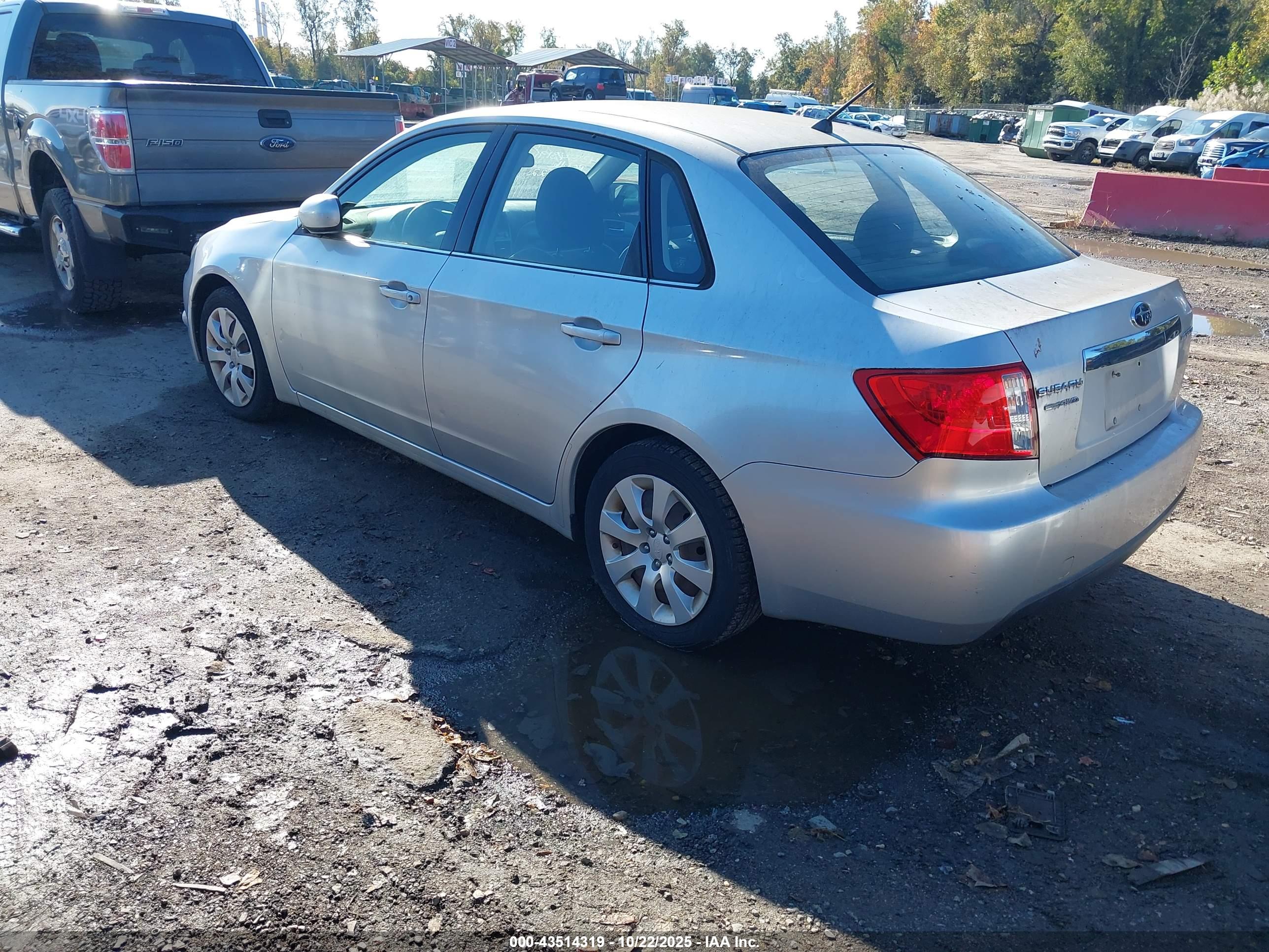 SUBARU IMPREZA image 3