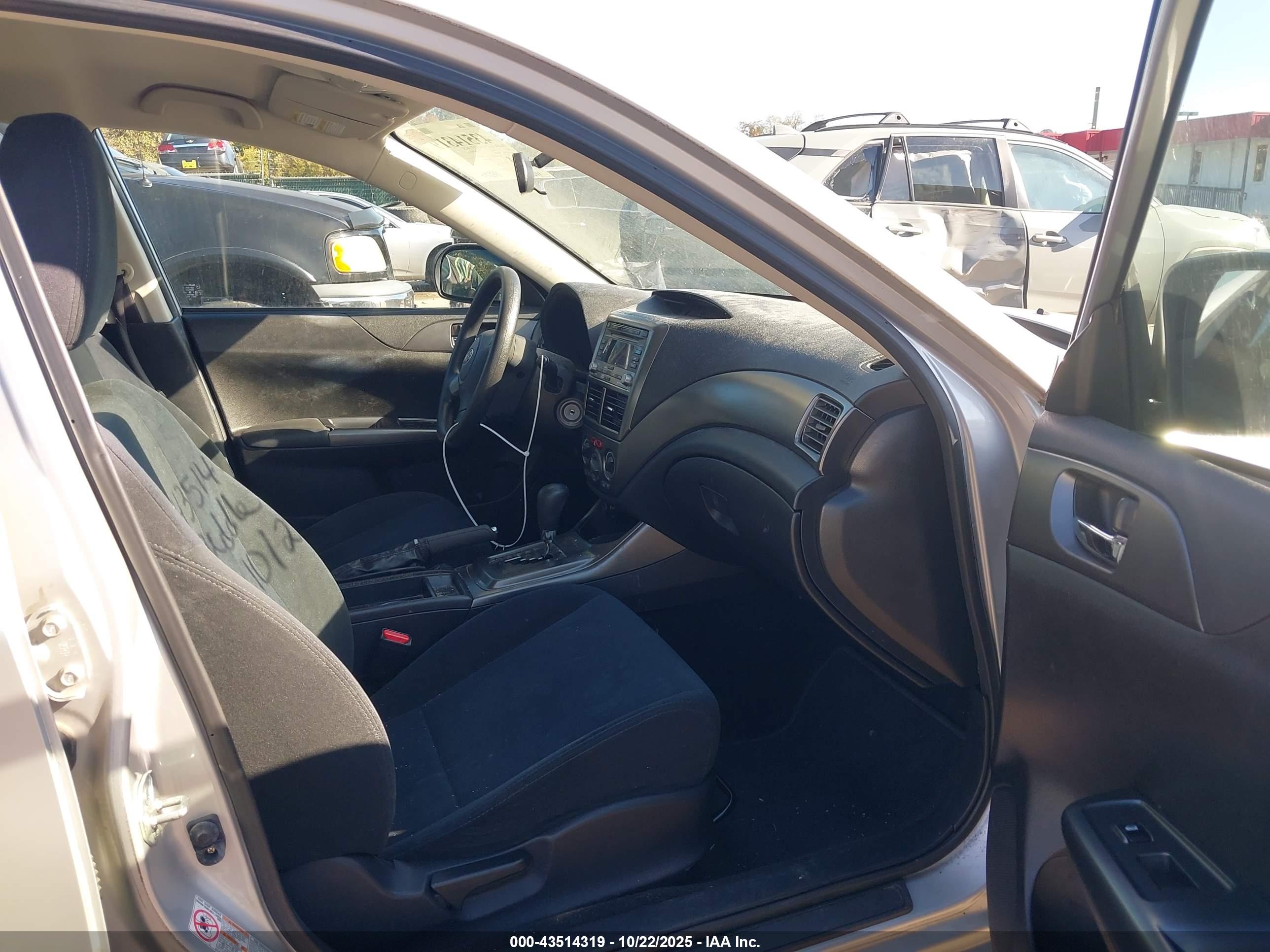 SUBARU IMPREZA image 5