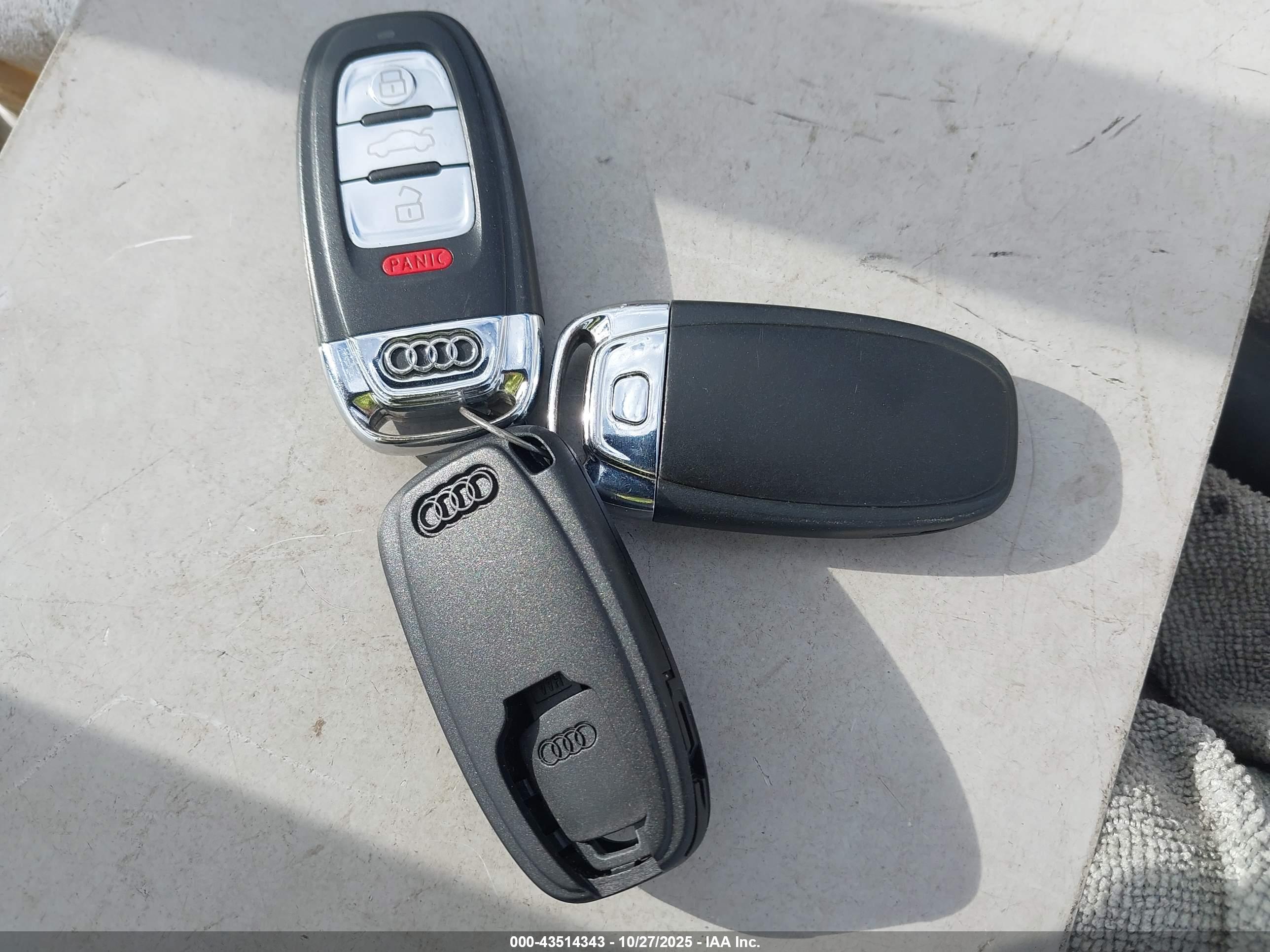AUDI A4 image 11