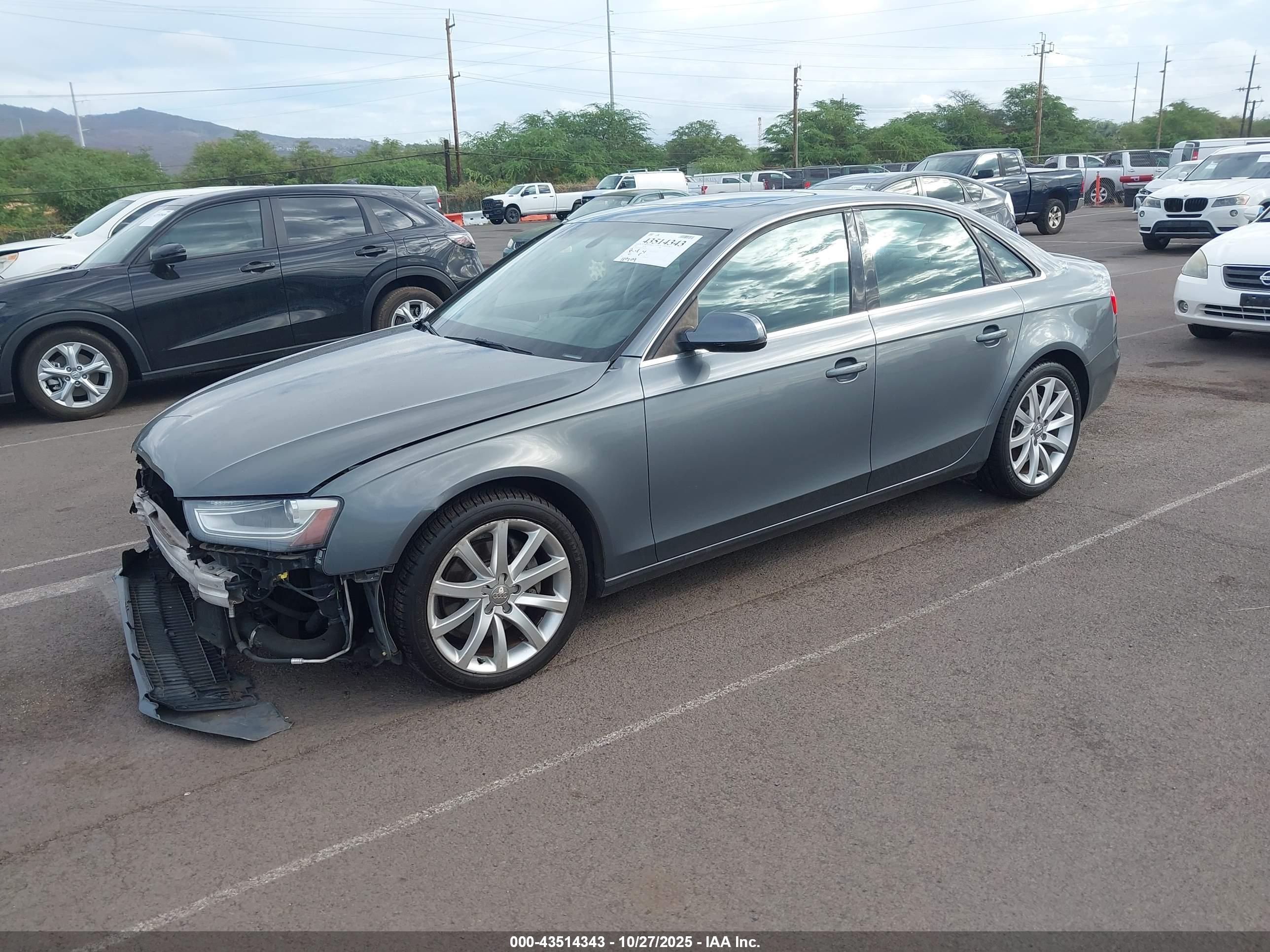 AUDI A4 image 2