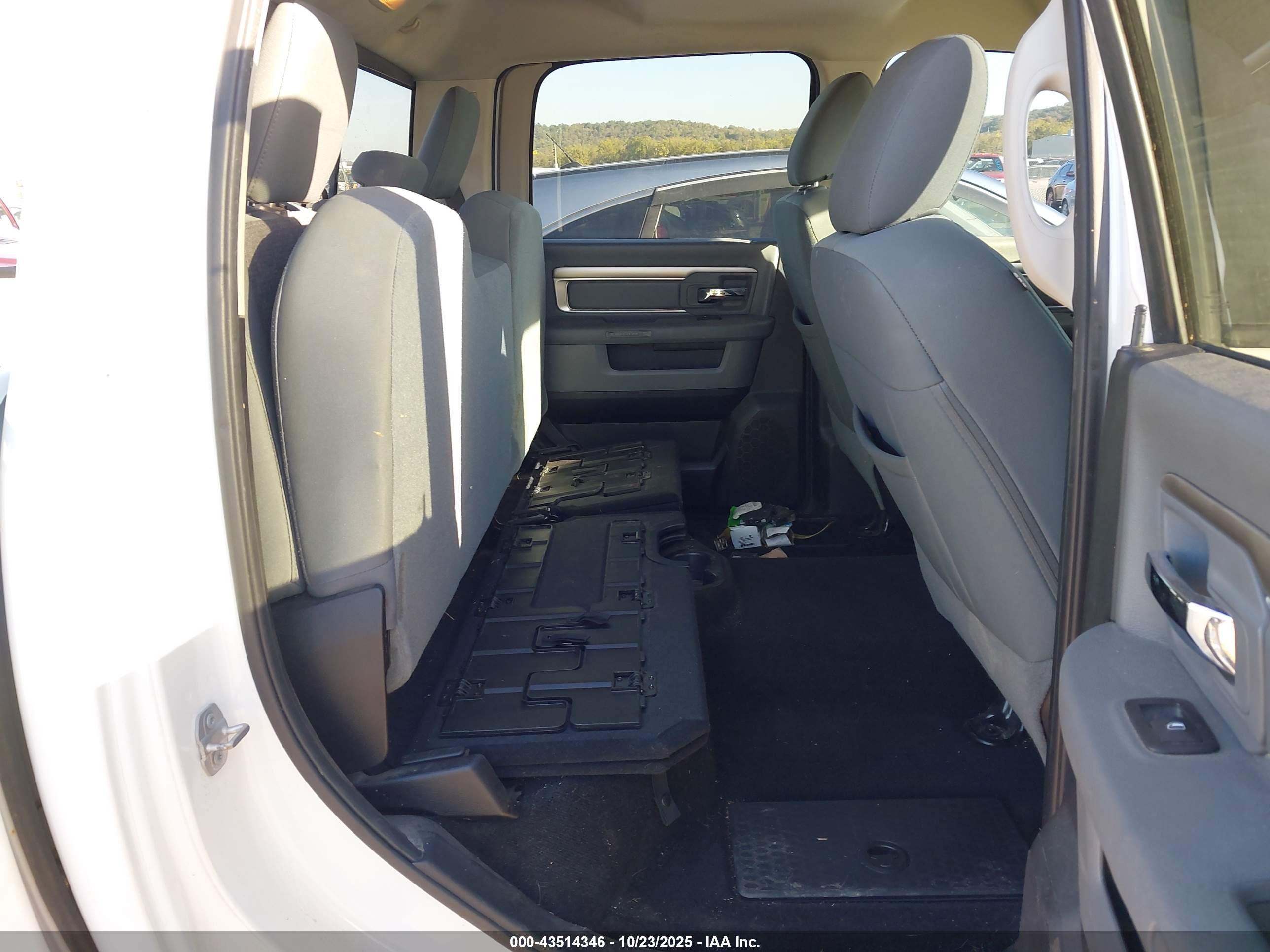 RAM 1500 image 8