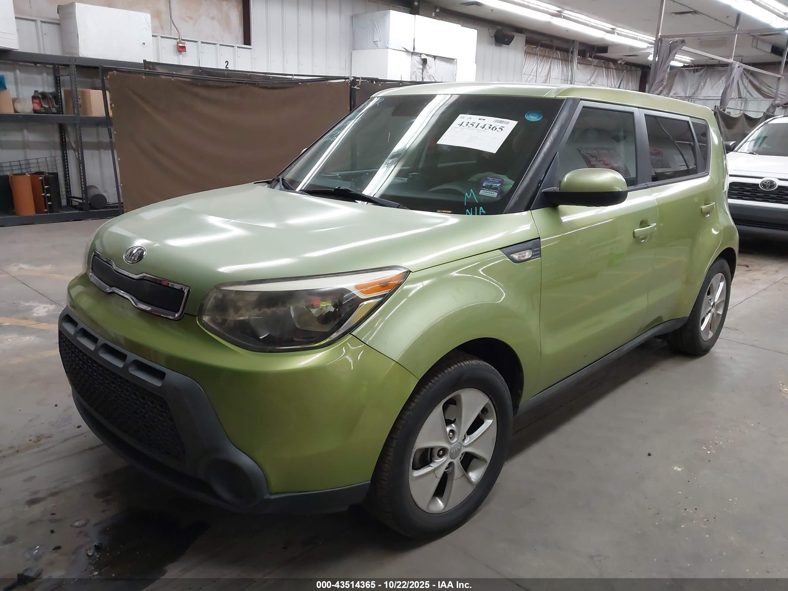 KIA SOUL image 2