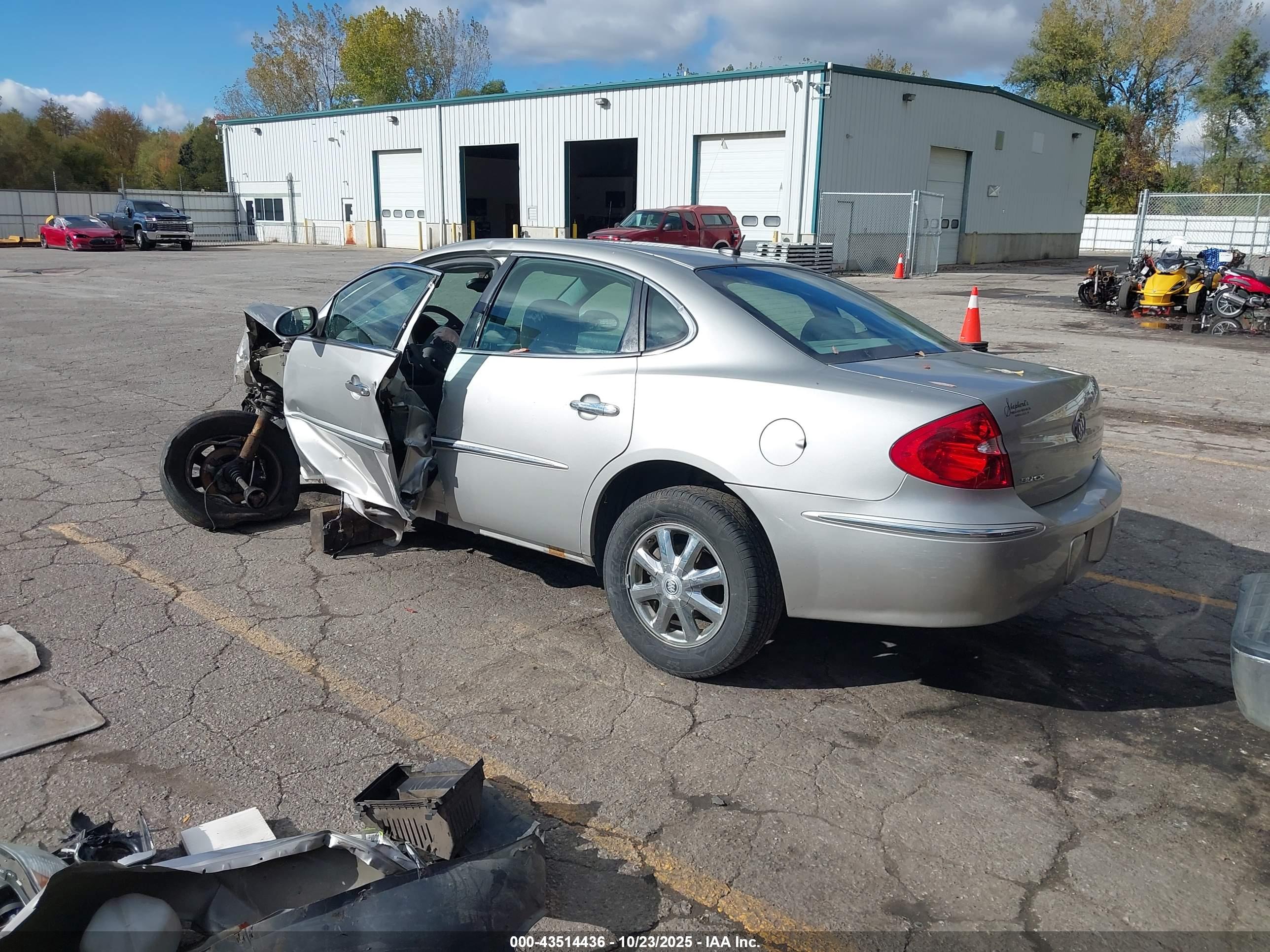 BUICK LACROSSE image 3
