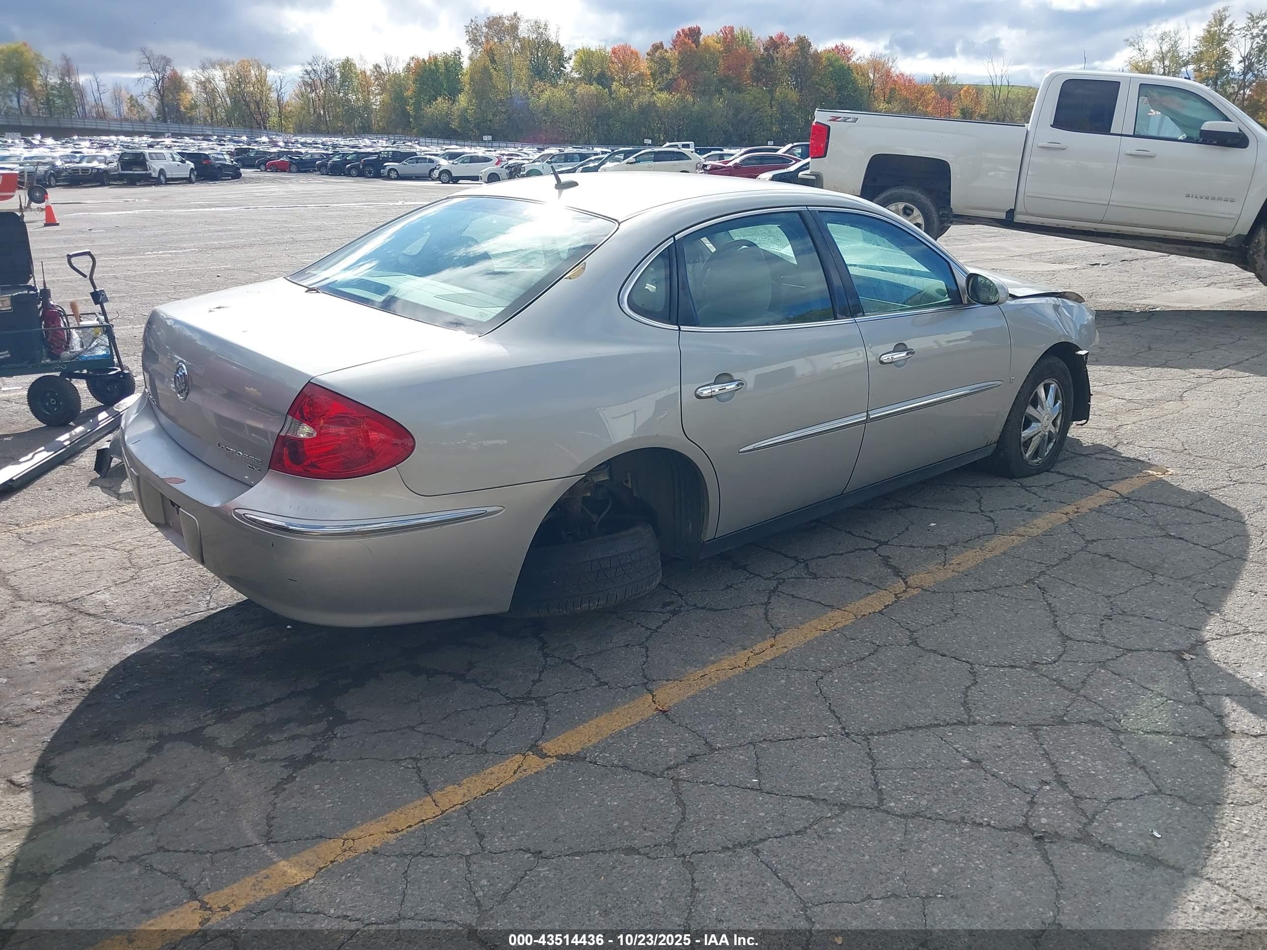 BUICK LACROSSE image 4