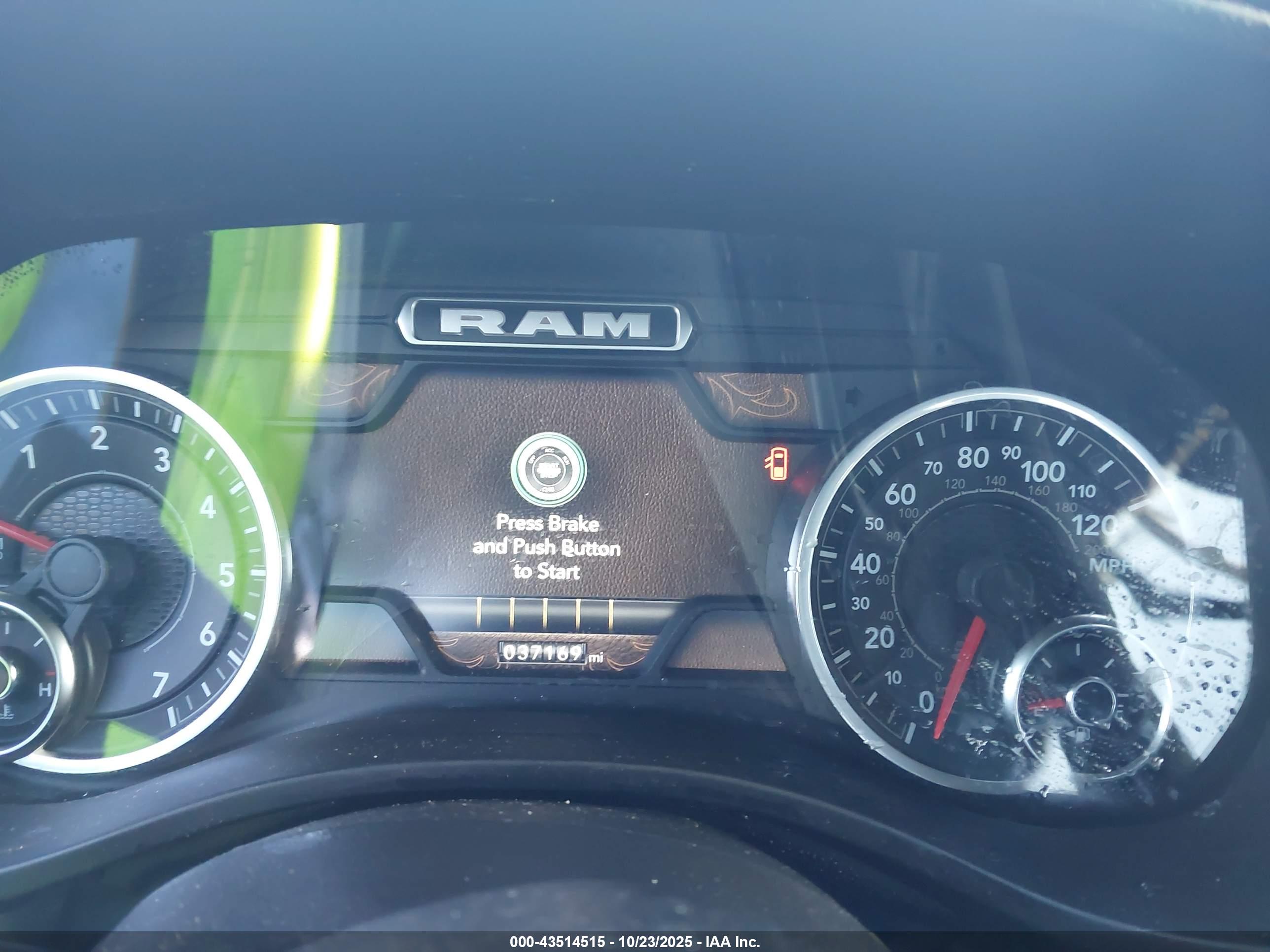 RAM 1500 image 7