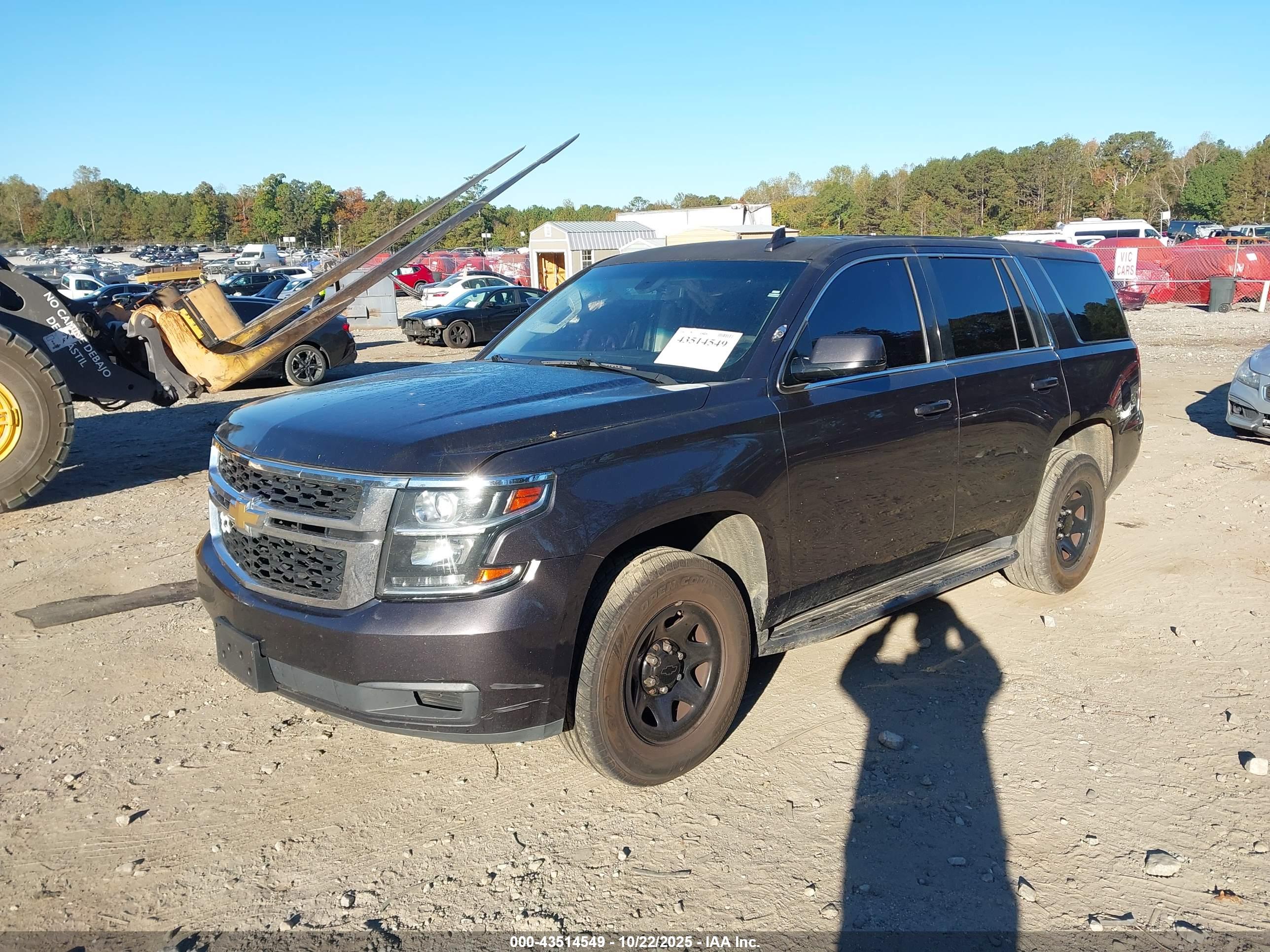 CHEVROLET TAHOE image 2