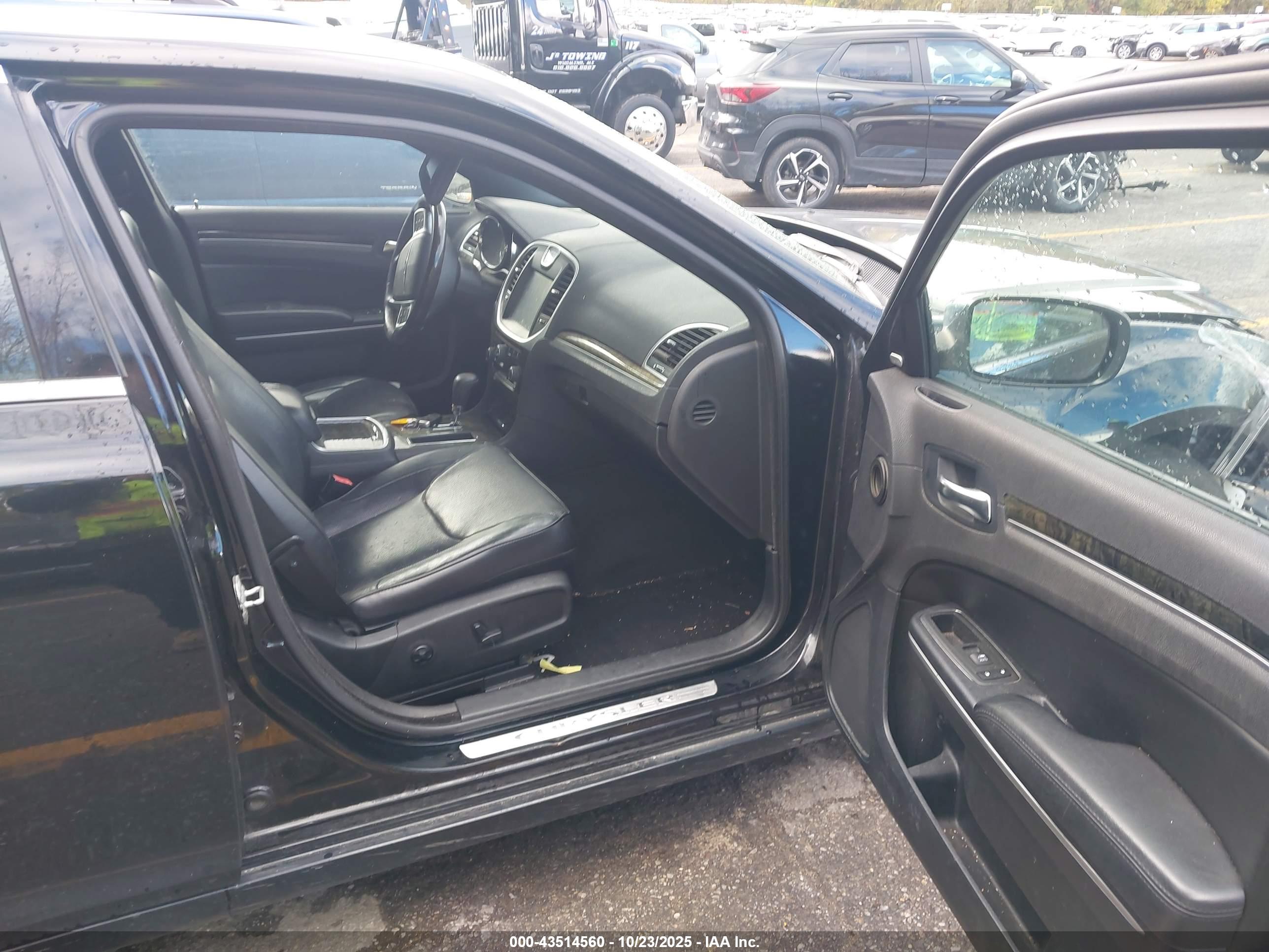 CHRYSLER 300C image 5