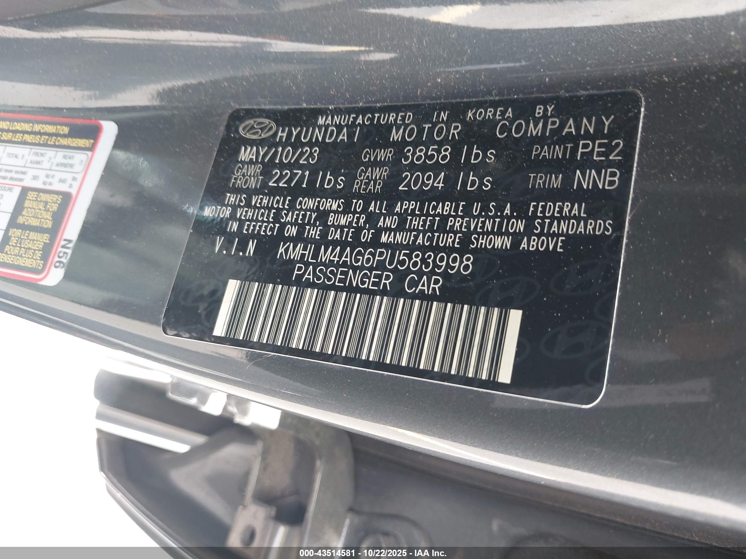 HYUNDAI ELANTRA image 9
