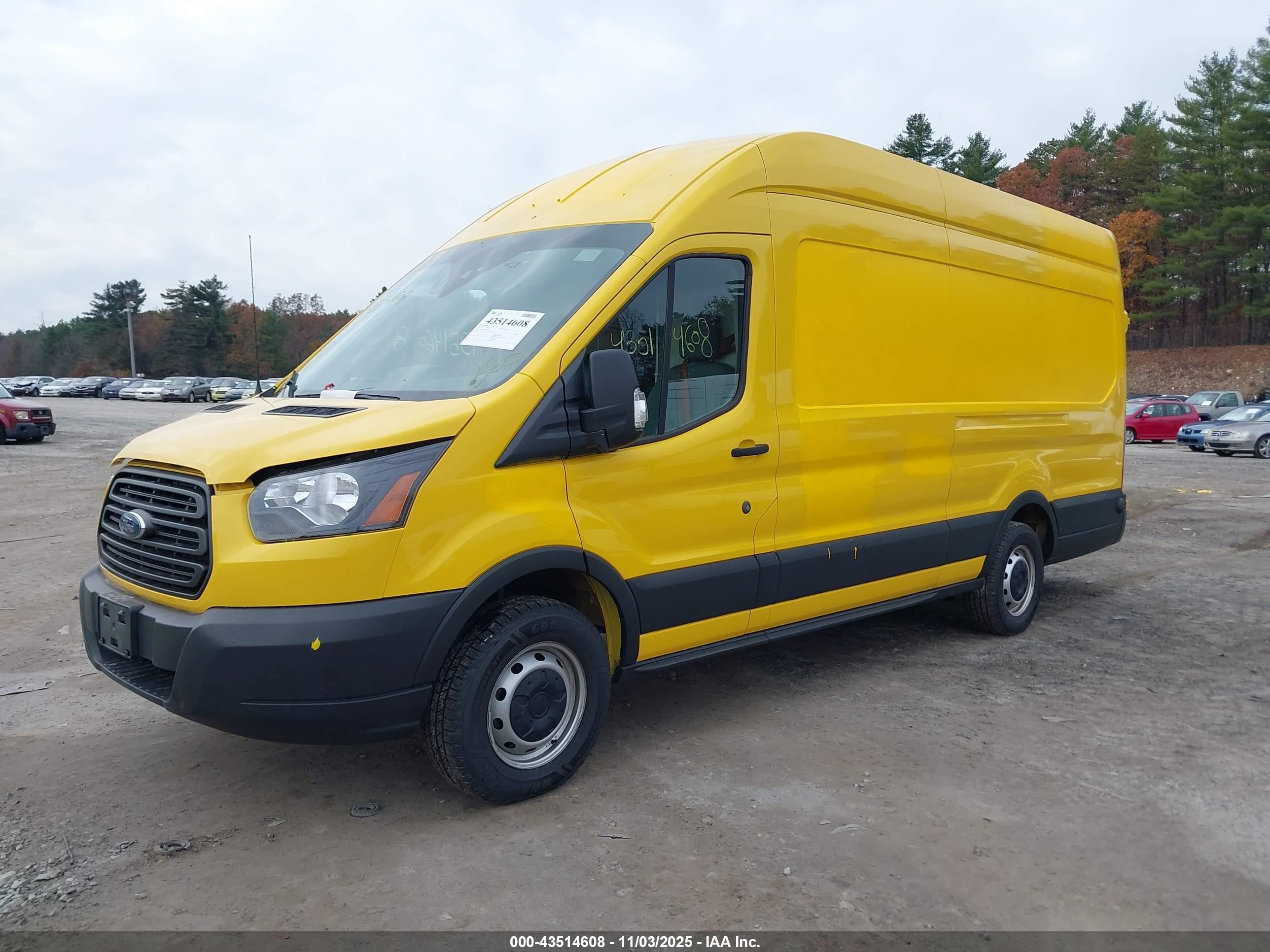 FORD TRANSIT-250 image 2