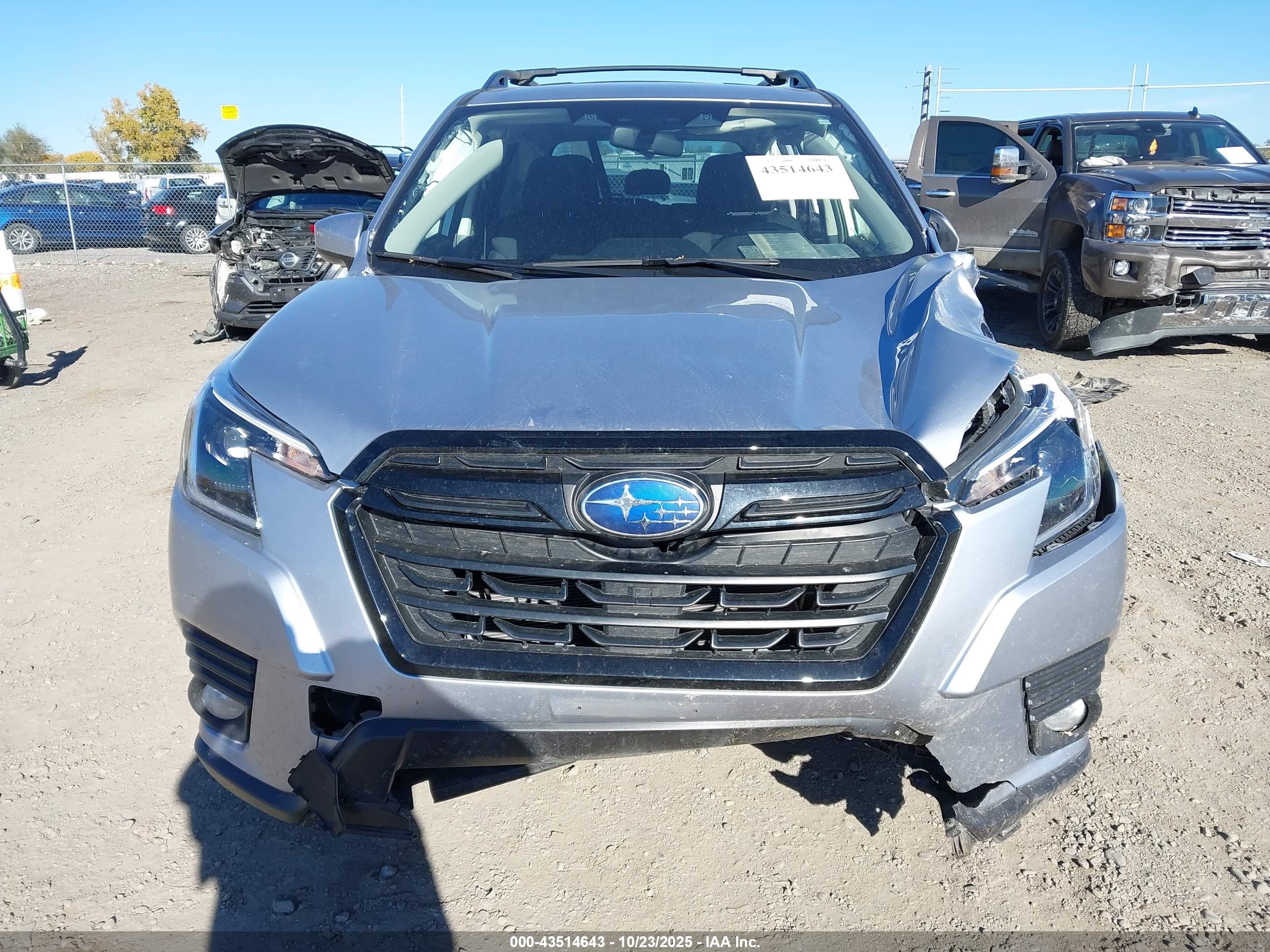 SUBARU FORESTER image 6