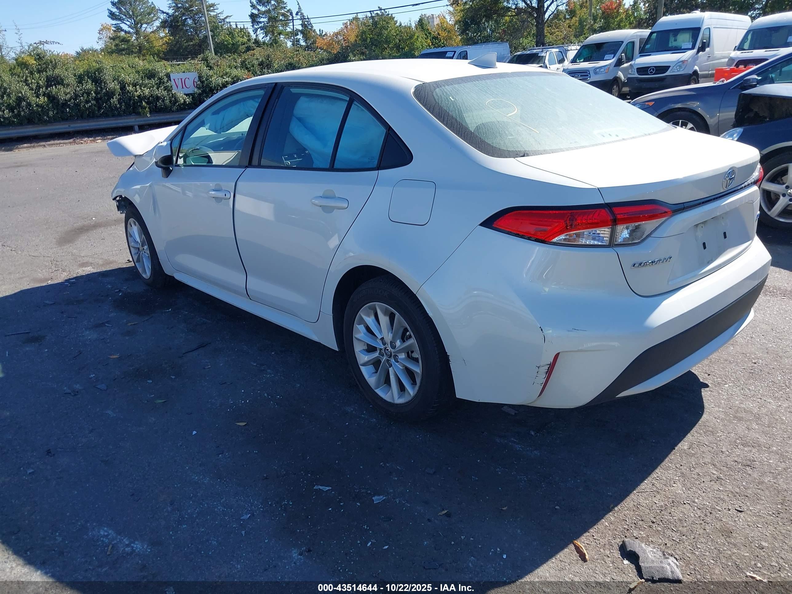 TOYOTA COROLLA image 3