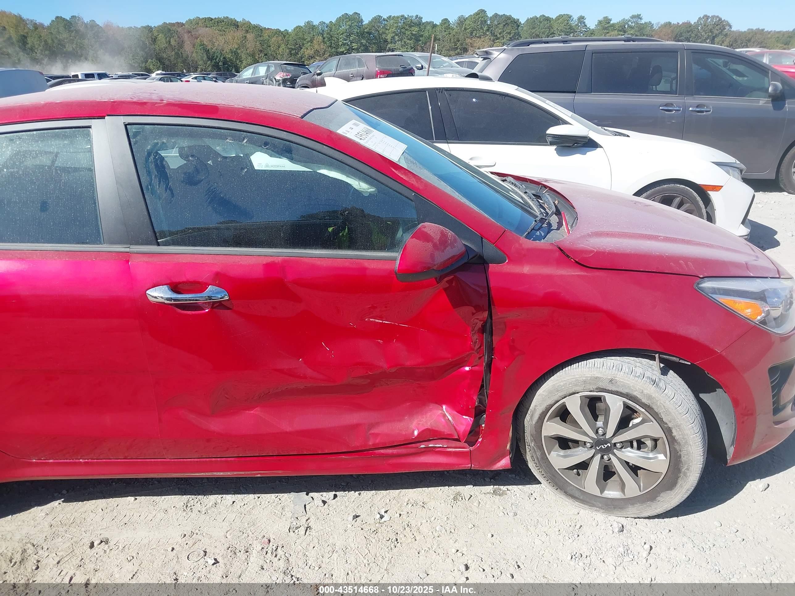 KIA RIO image 6
