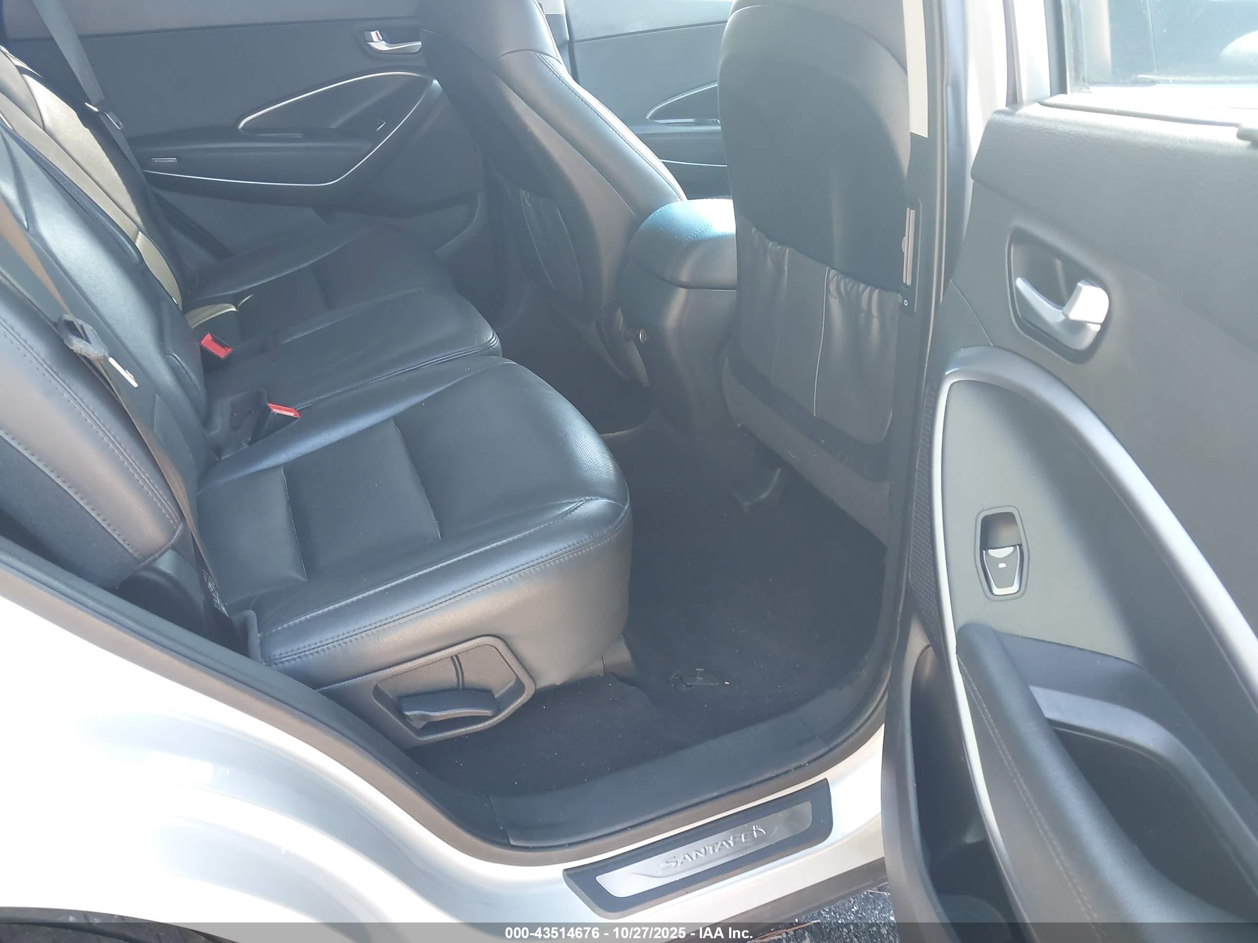 HYUNDAI SANTA image 8