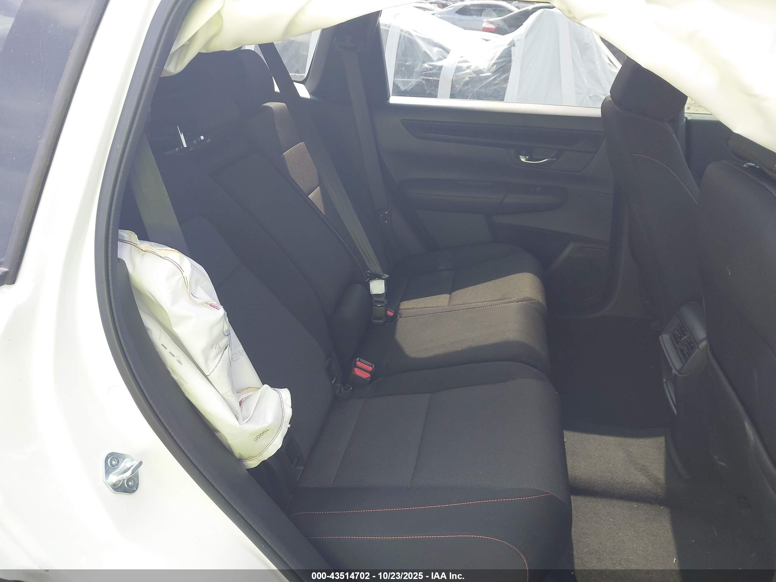 HONDA CR-V image 8