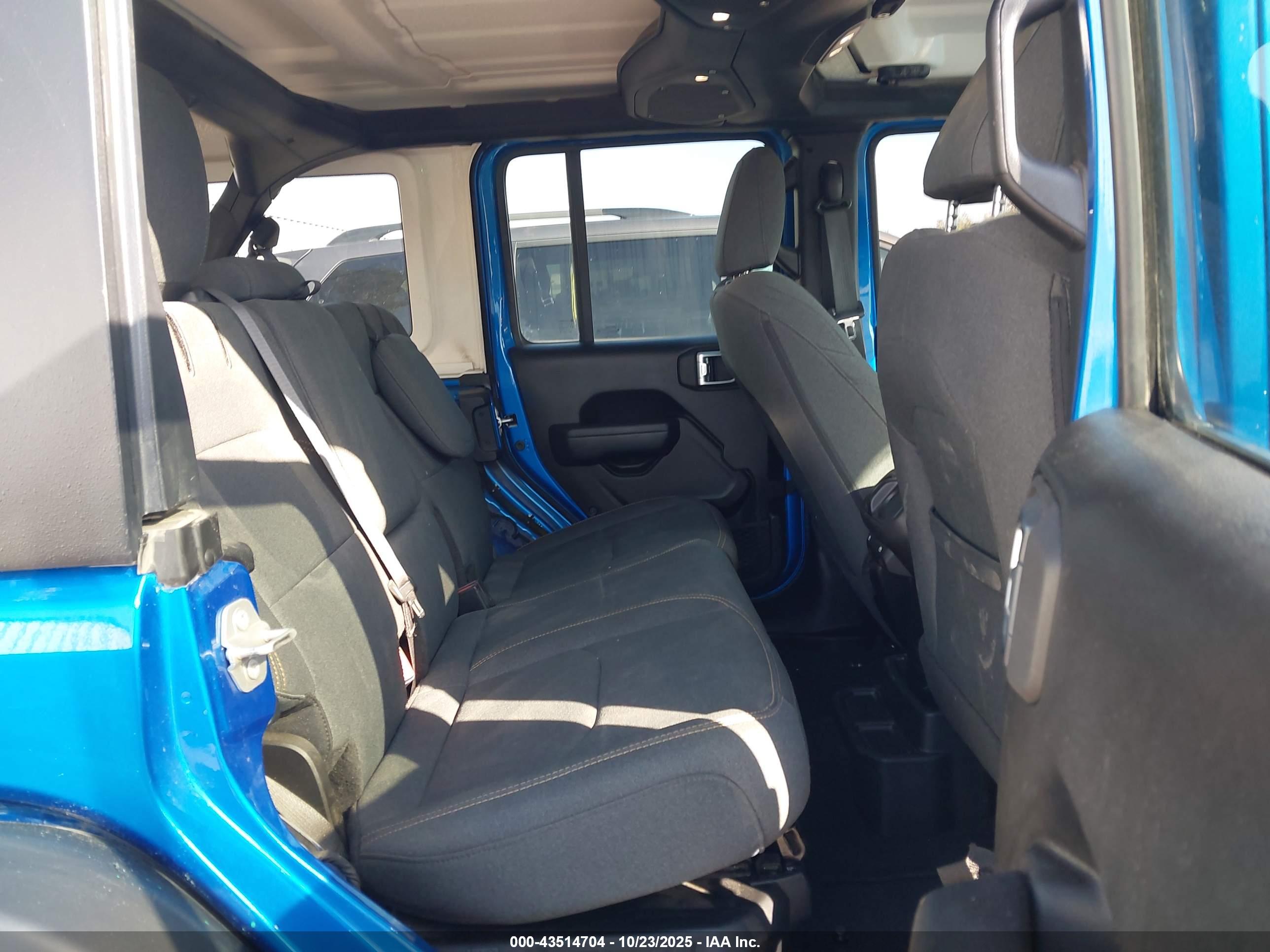JEEP WRANGLER image 8