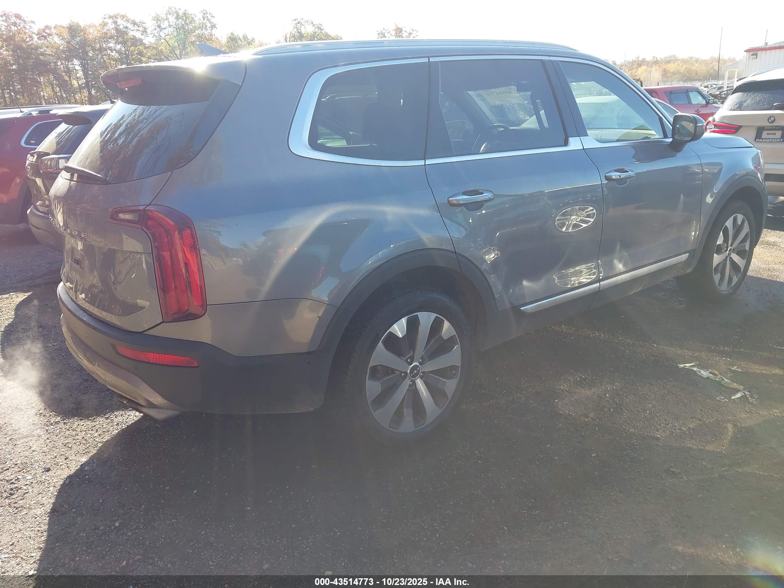 KIA TELLURIDE image 4