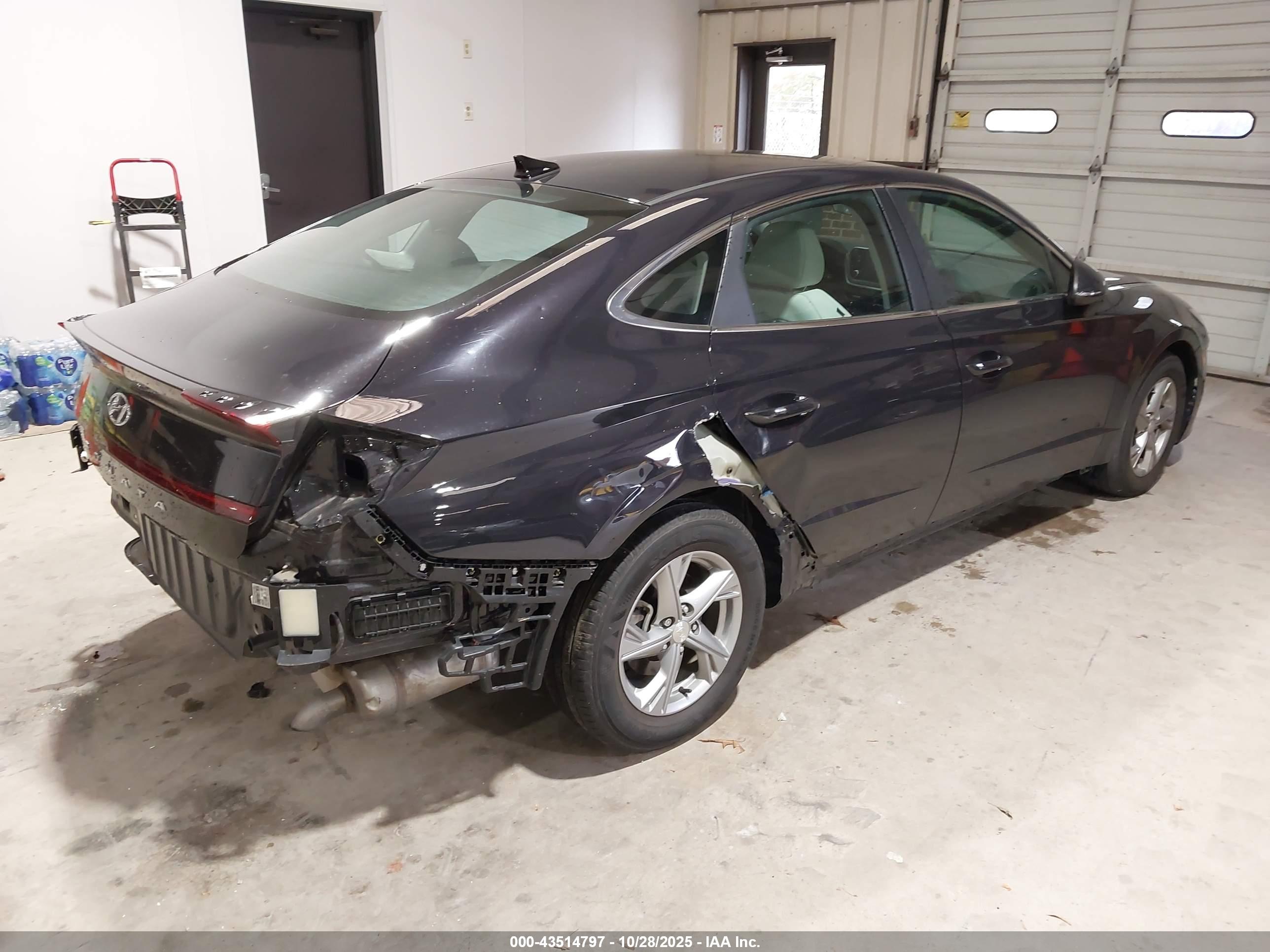 HYUNDAI SONATA image 4