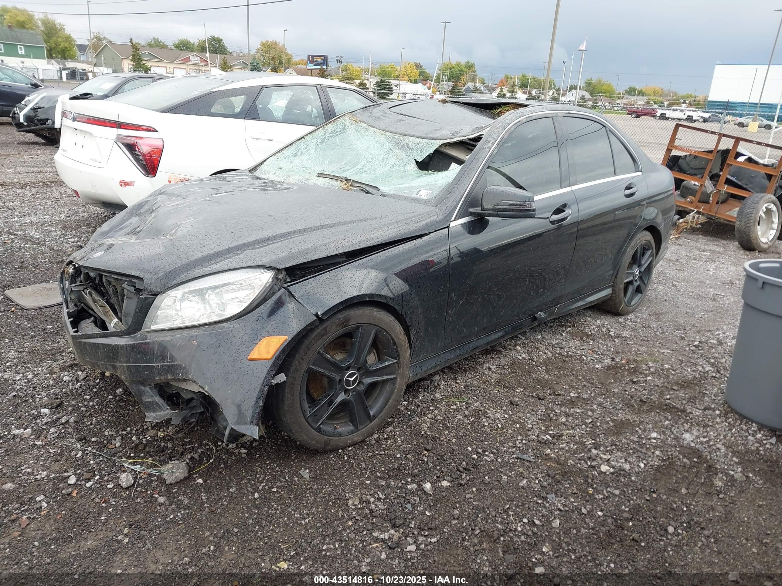 MERCEDES-BENZ C image 2