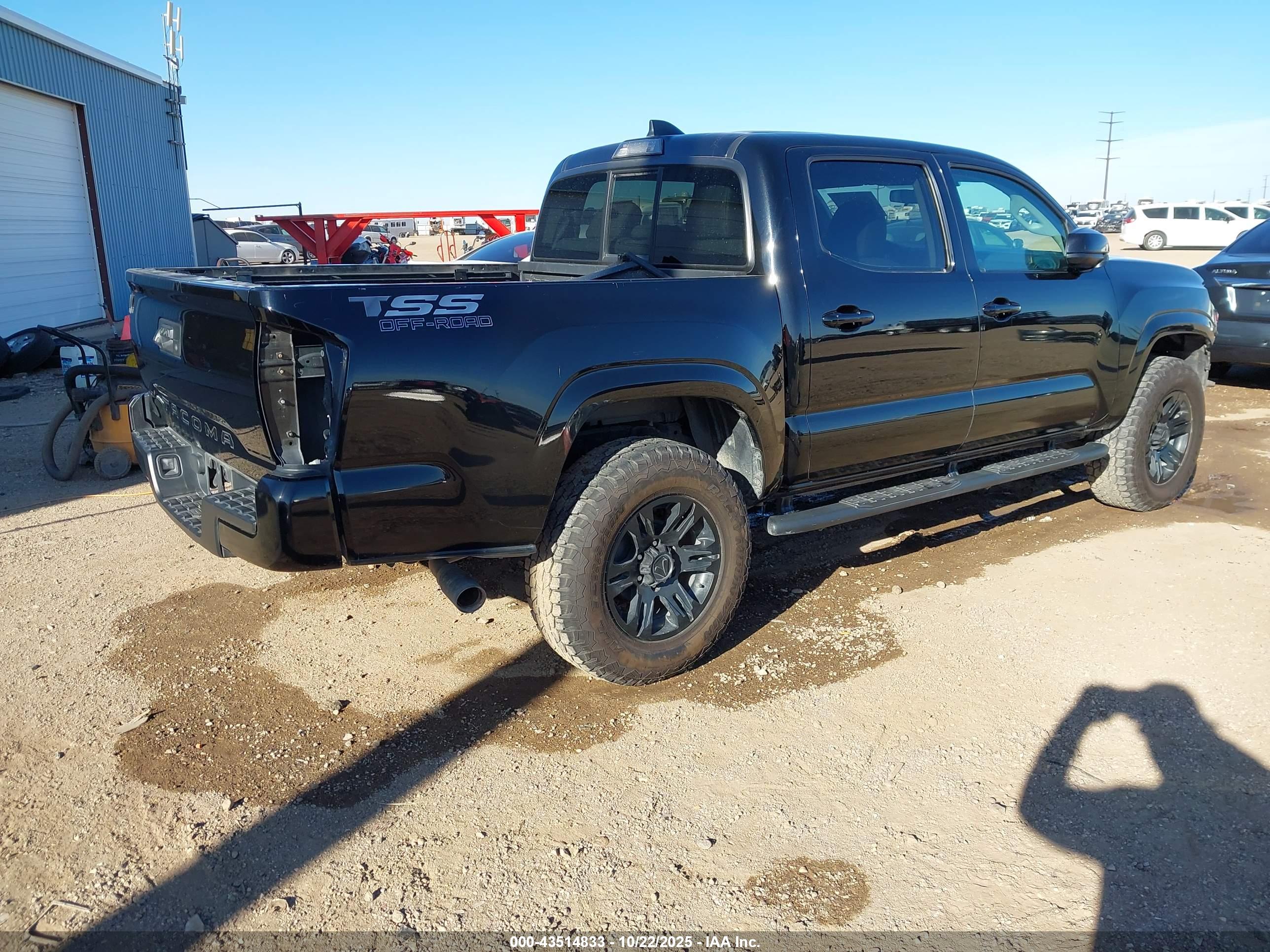 TOYOTA TACOMA image 4