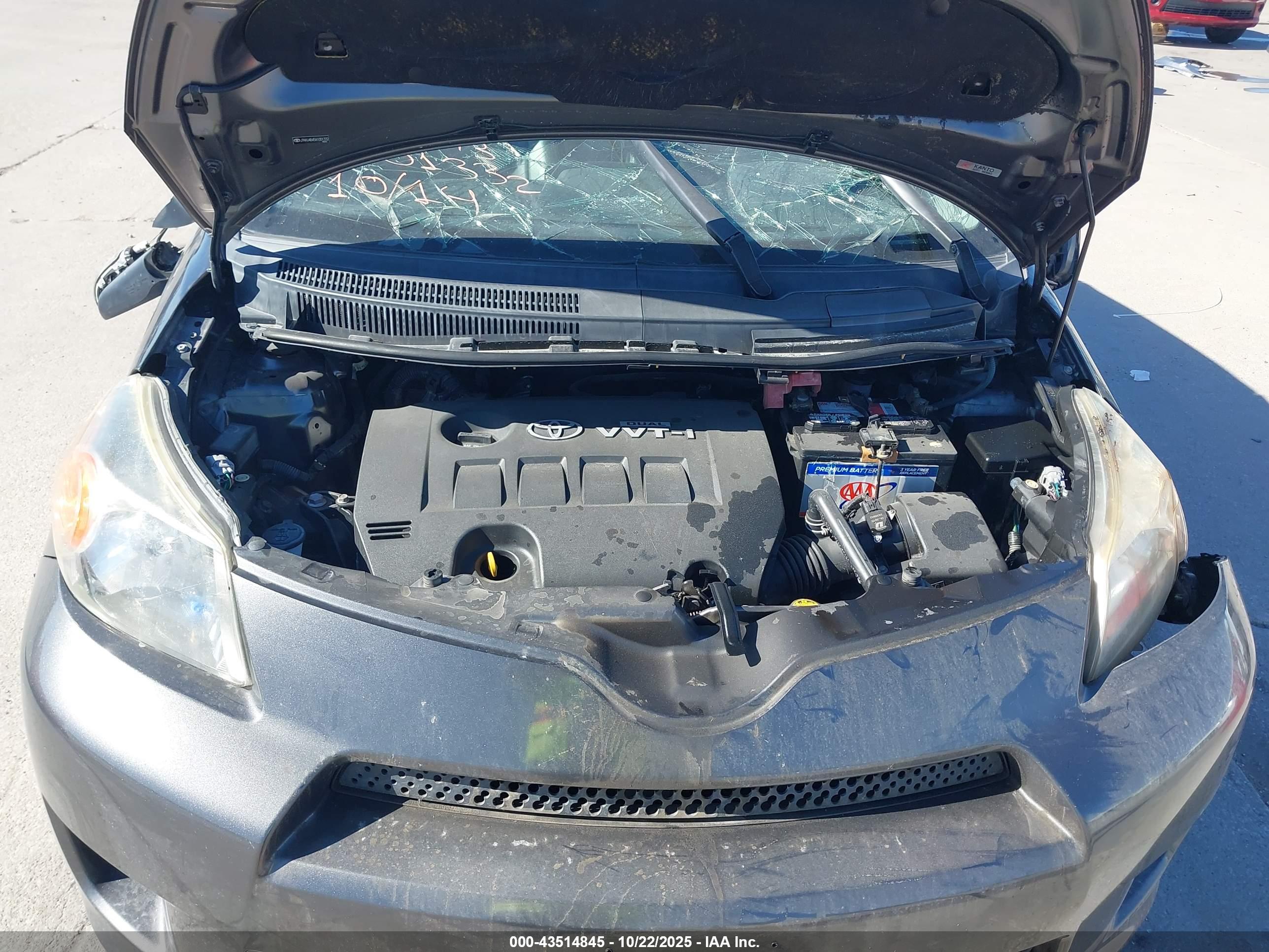 SCION XD image 10