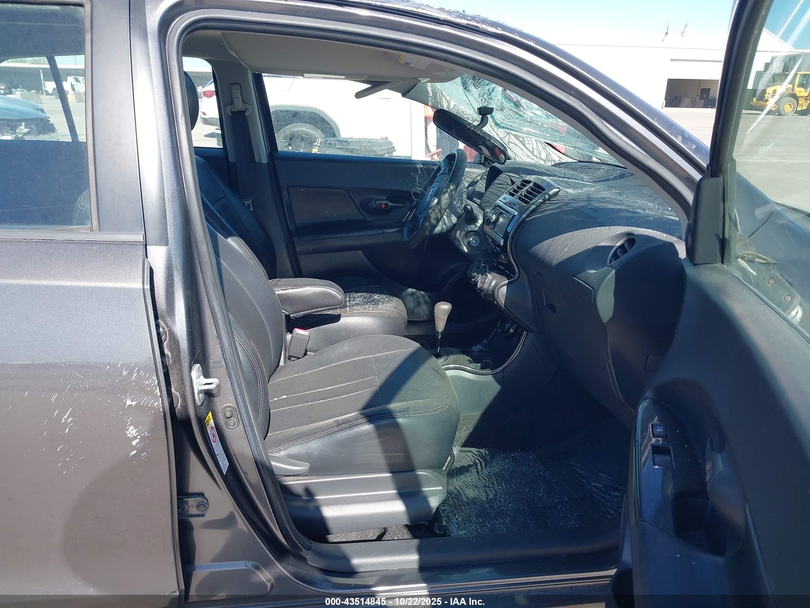 SCION XD image 5